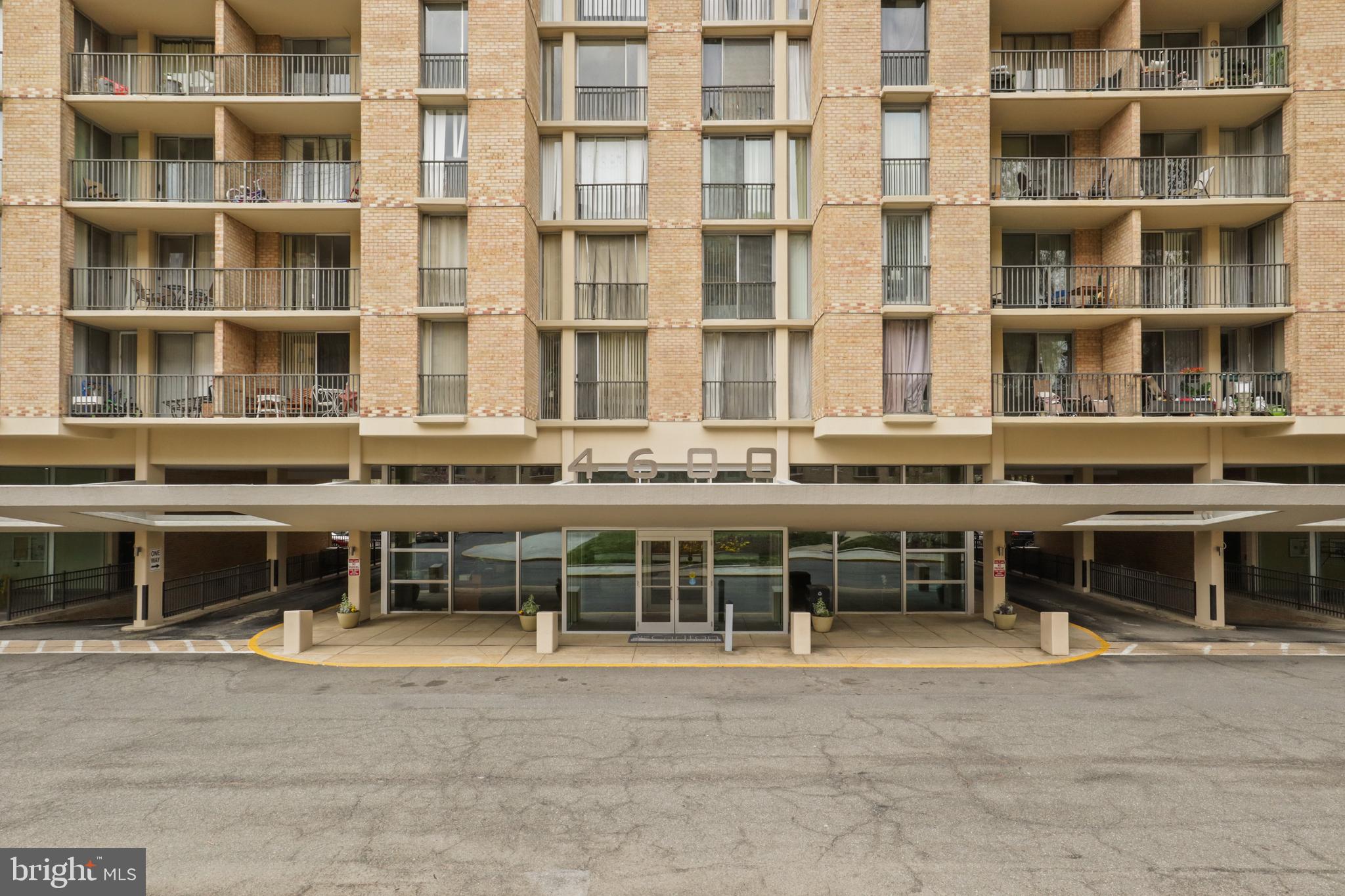 THE CARLTON - Residential