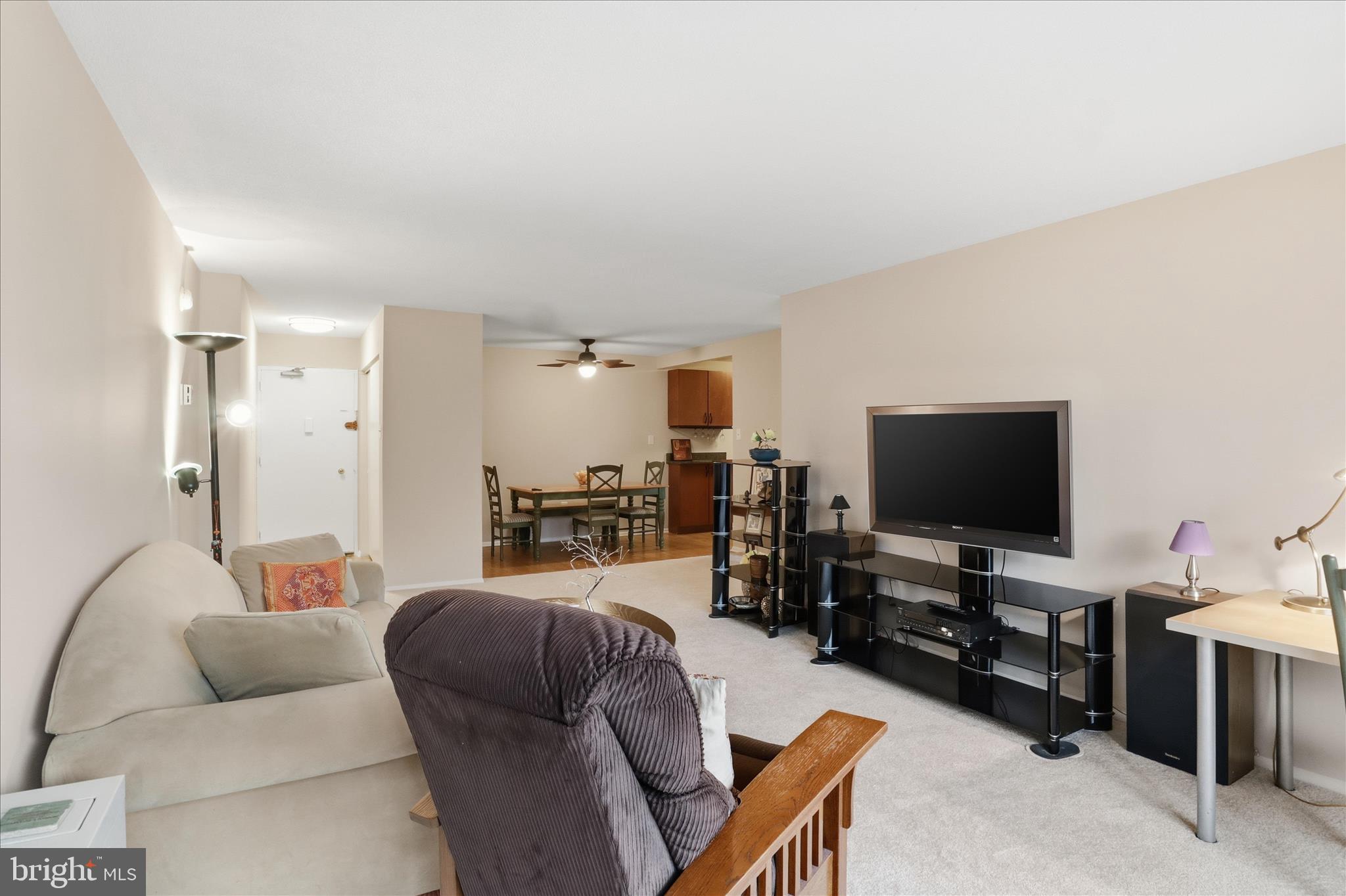 THE CARLTON - Residential