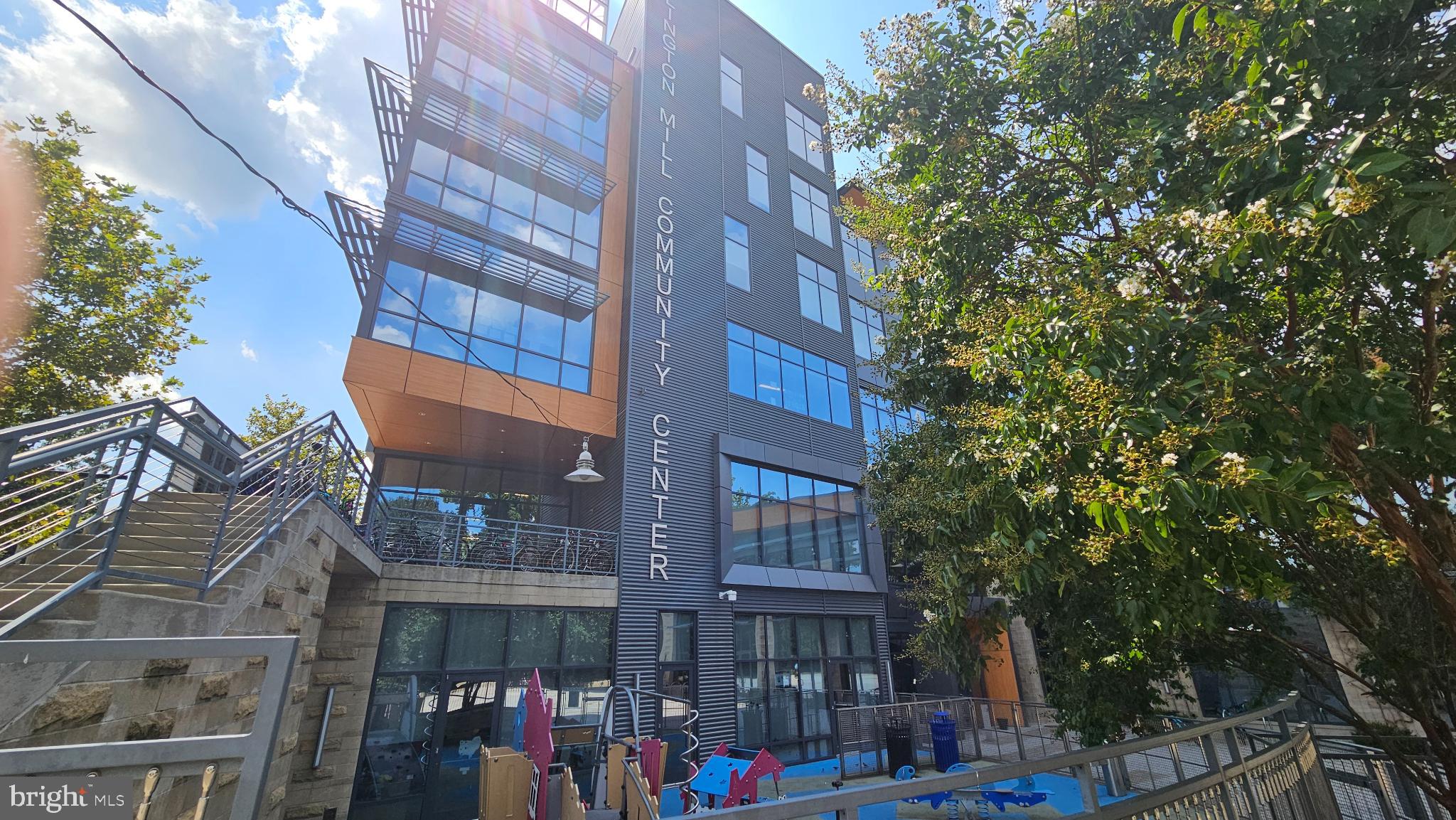 THE CARLTON - Residential