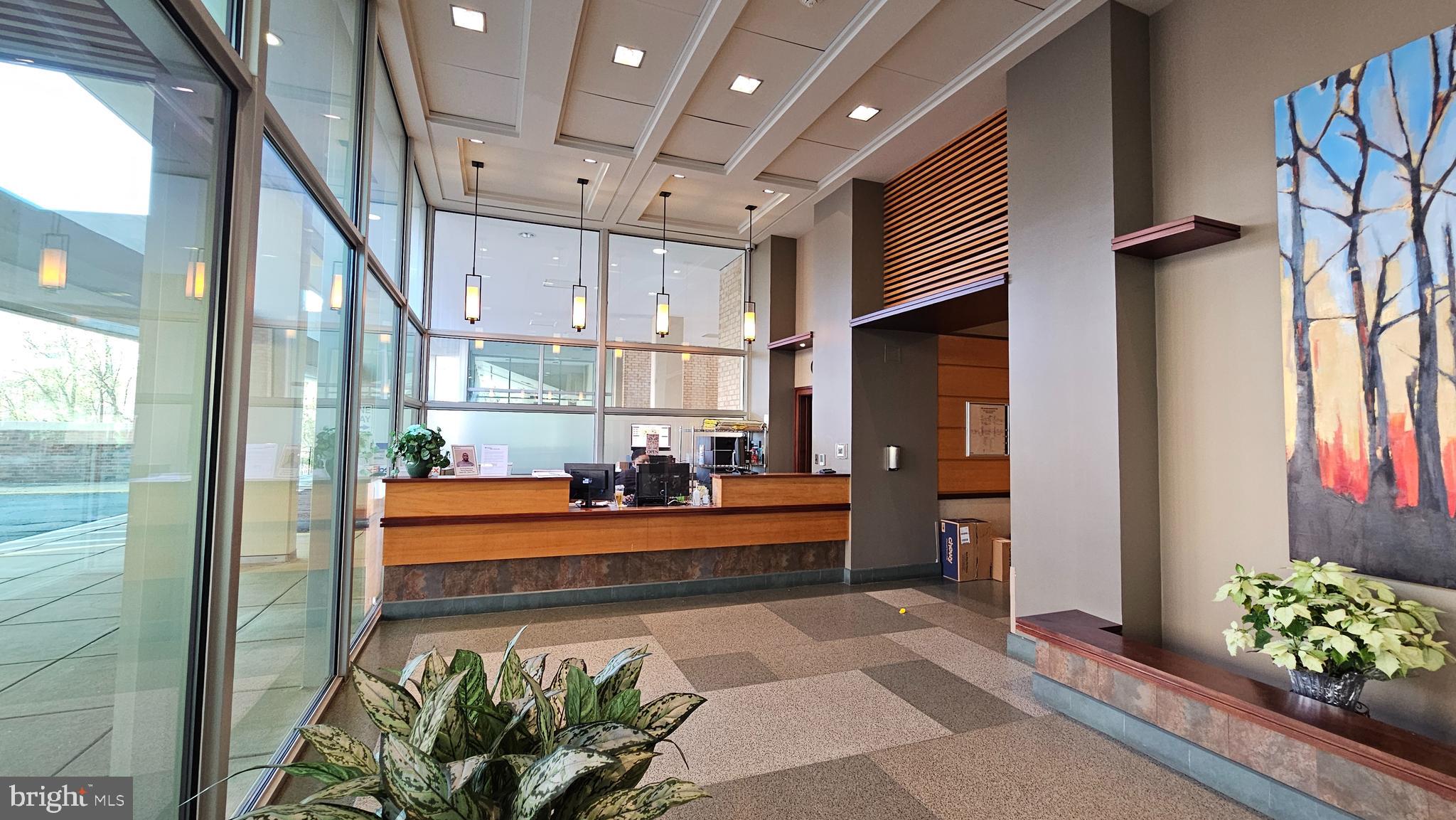 THE CARLTON - Residential