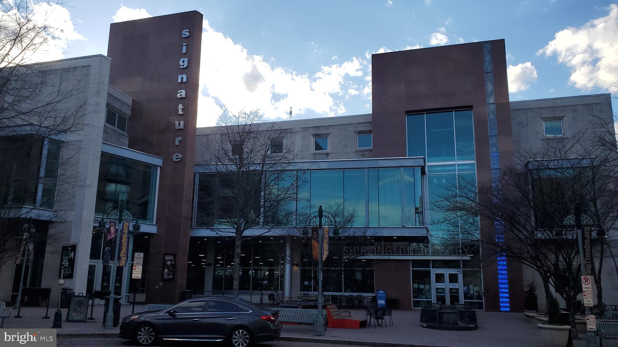 THE CARLTON - Residential