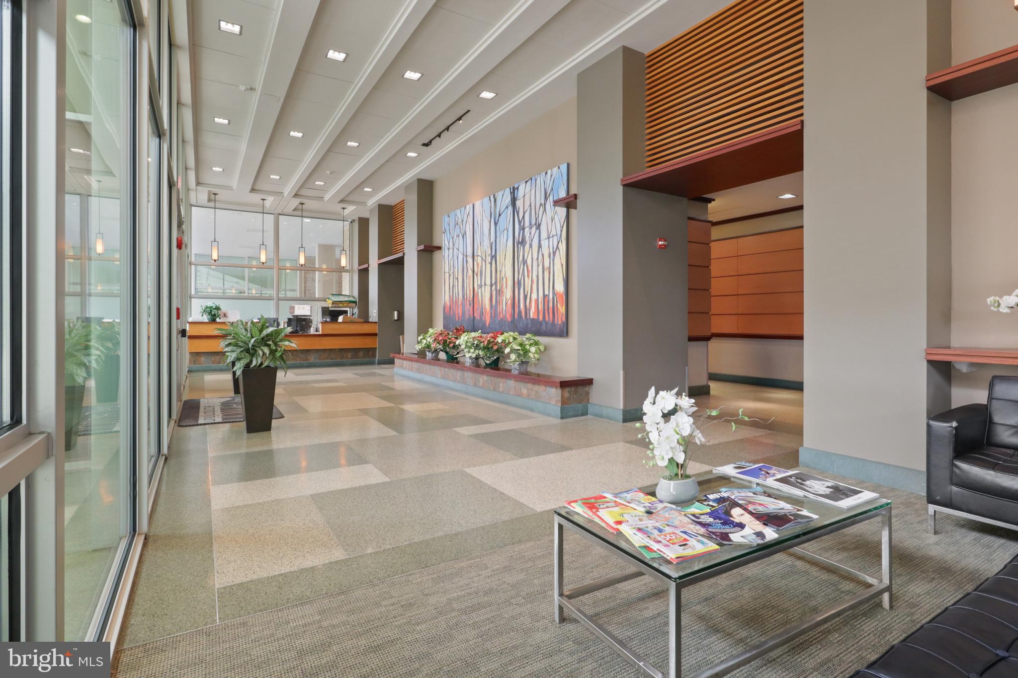 THE CARLTON - Residential