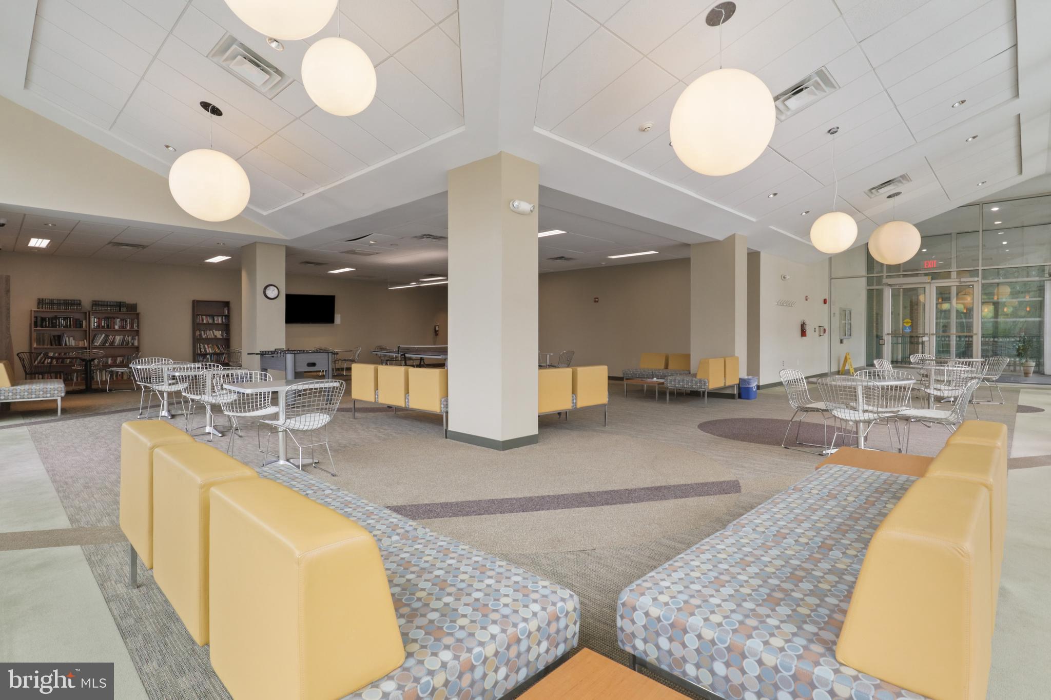 THE CARLTON - Residential