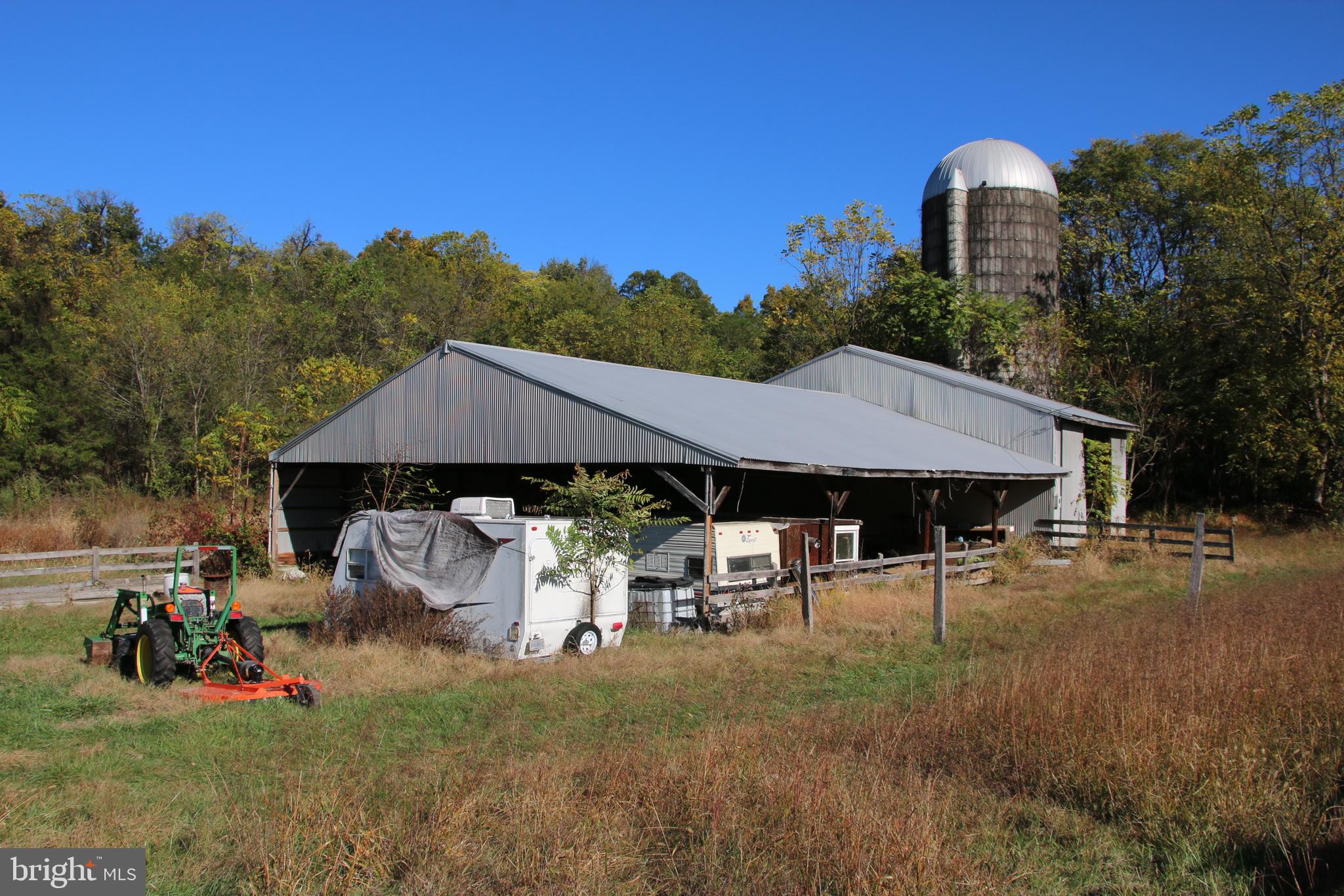 598 TUCKAHOE LANE