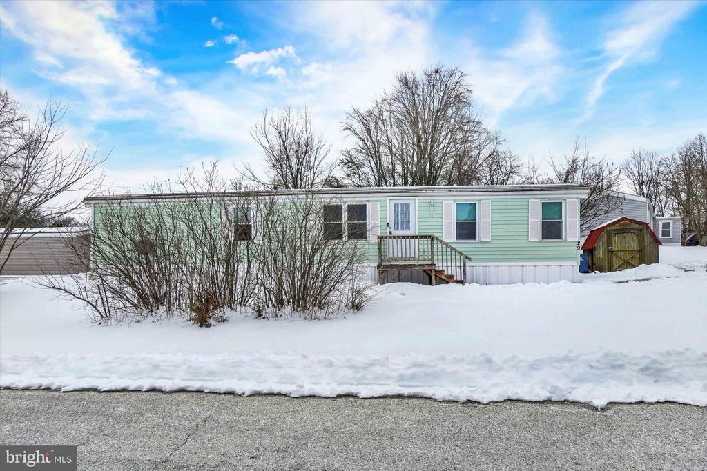 Photo of 29 Chesapeake Estate, THOMASVILLE, PA 17364 (MLS # PAYK2097004)