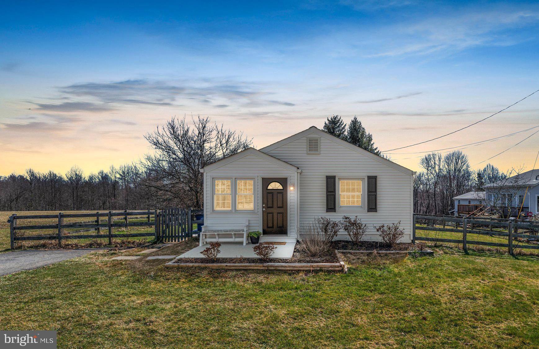 DAMASCUS OUTSIDE - Residential