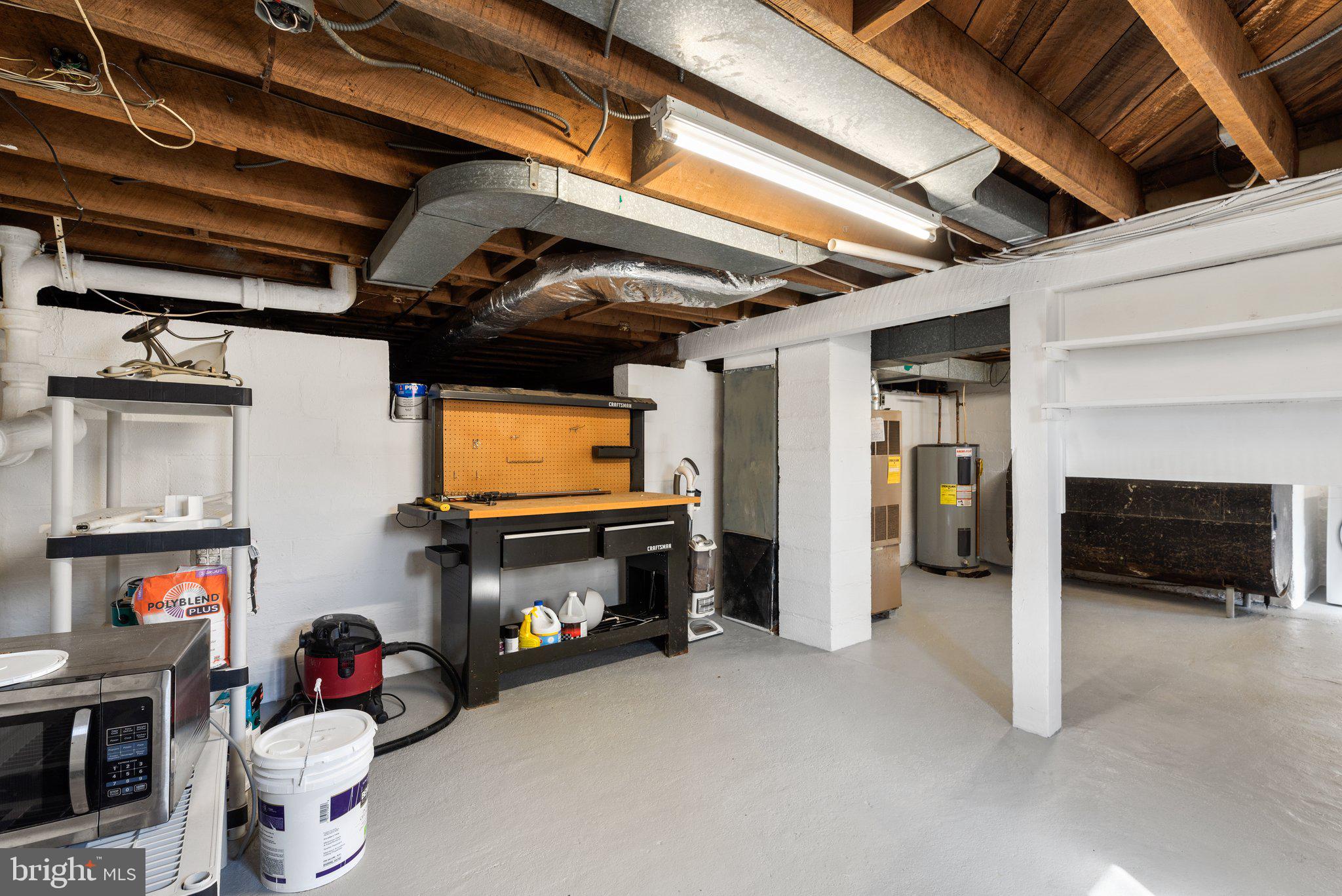 DAMASCUS OUTSIDE - Residential