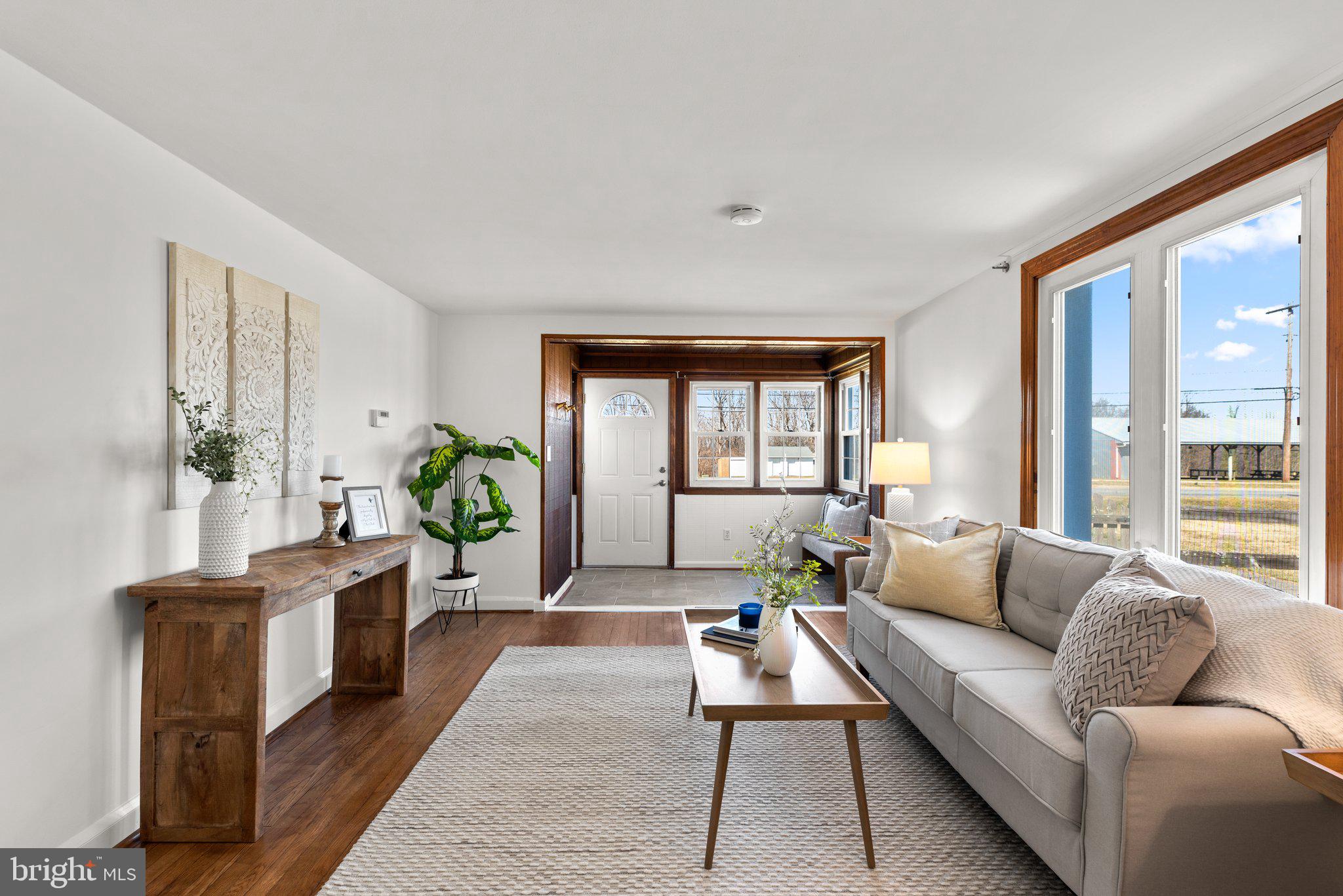 DAMASCUS OUTSIDE - Residential