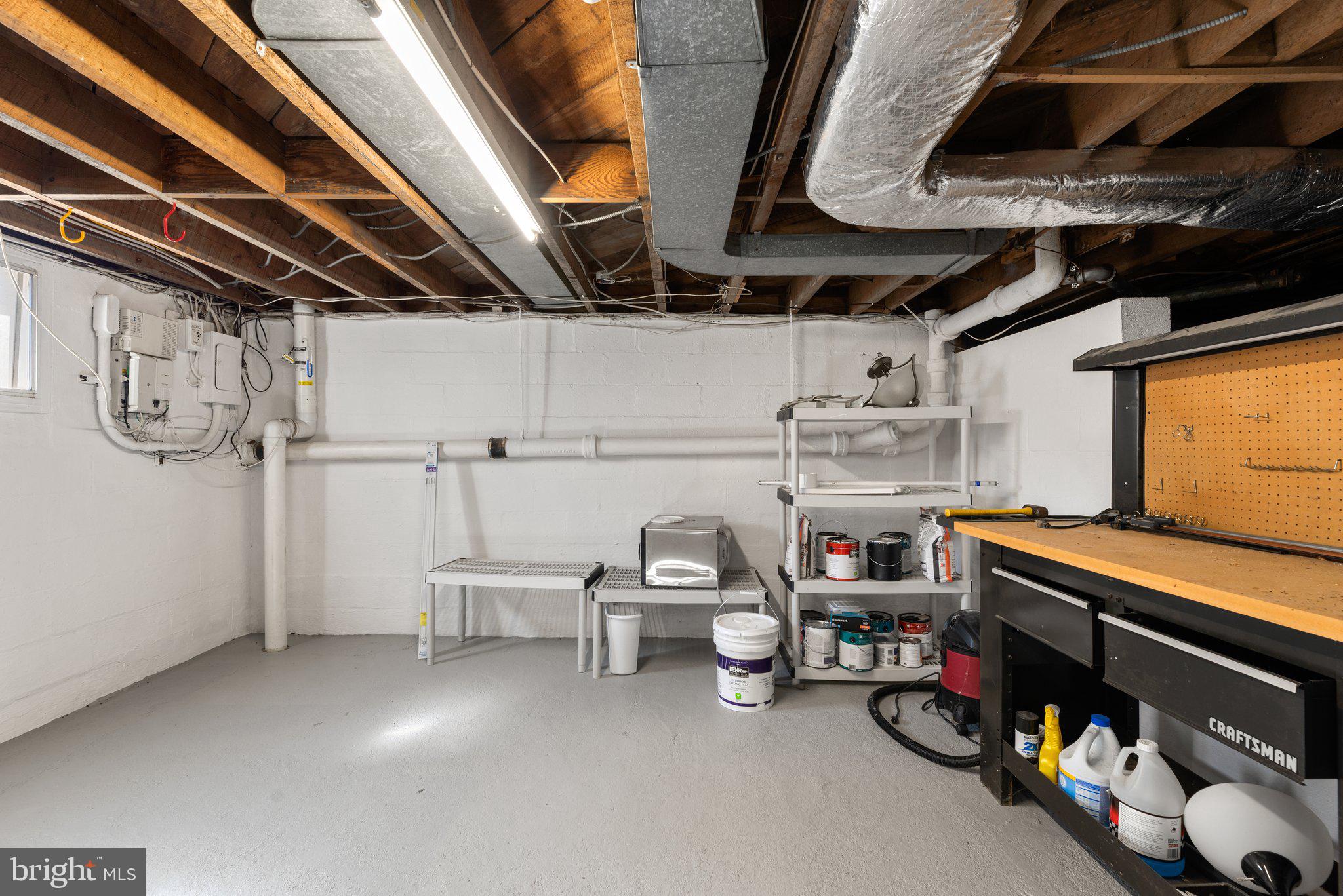 DAMASCUS OUTSIDE - Residential