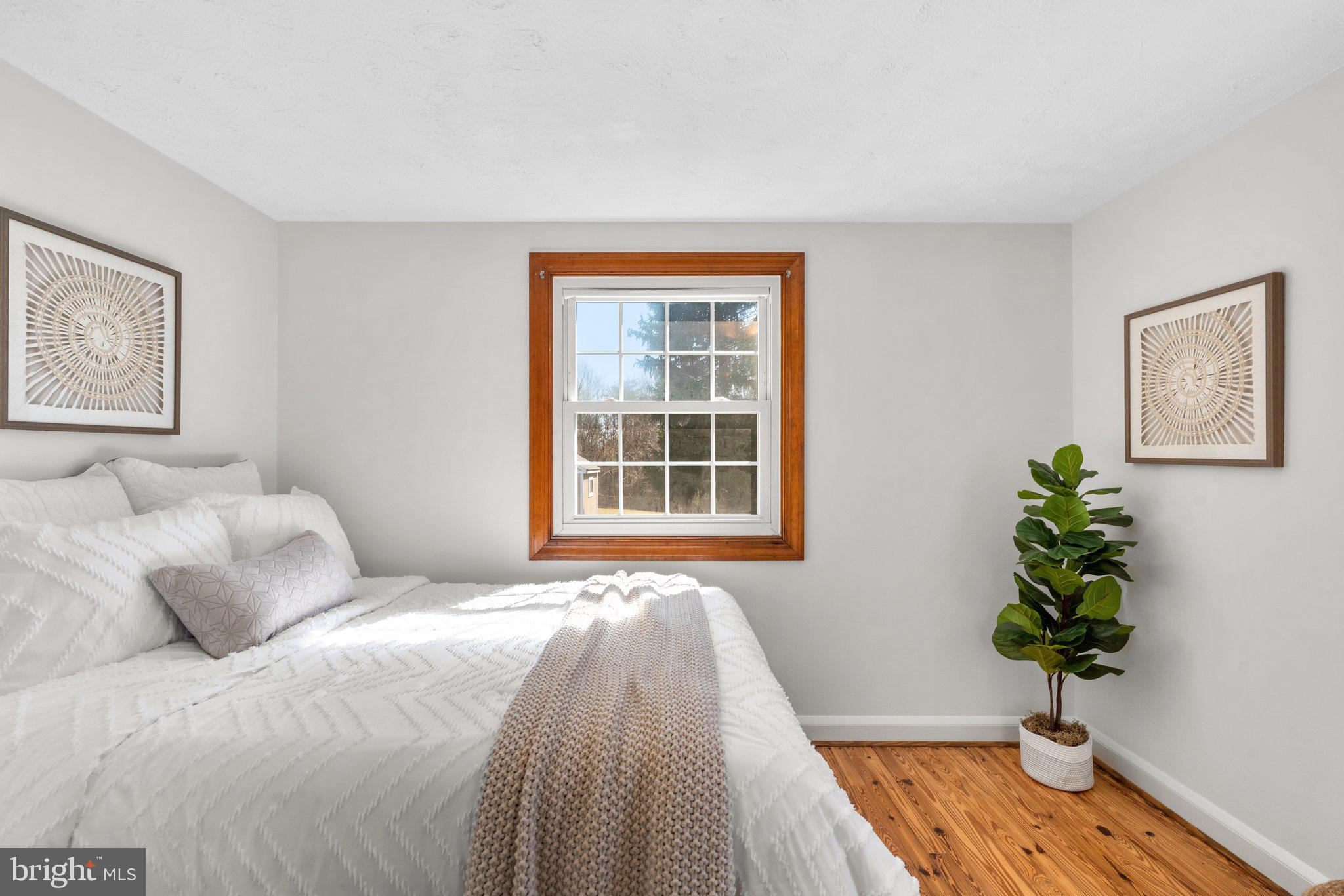 DAMASCUS OUTSIDE - Residential