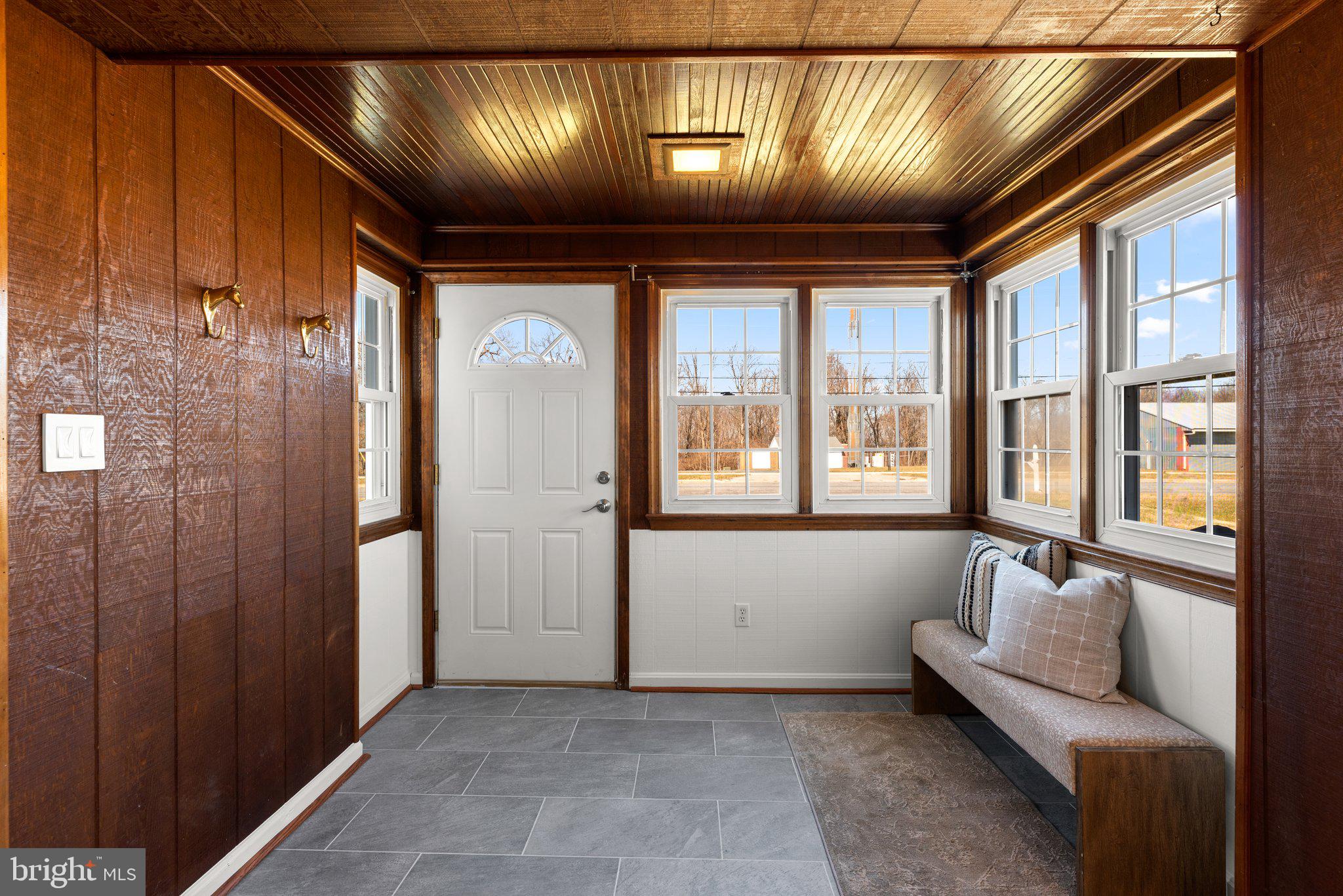 DAMASCUS OUTSIDE - Residential