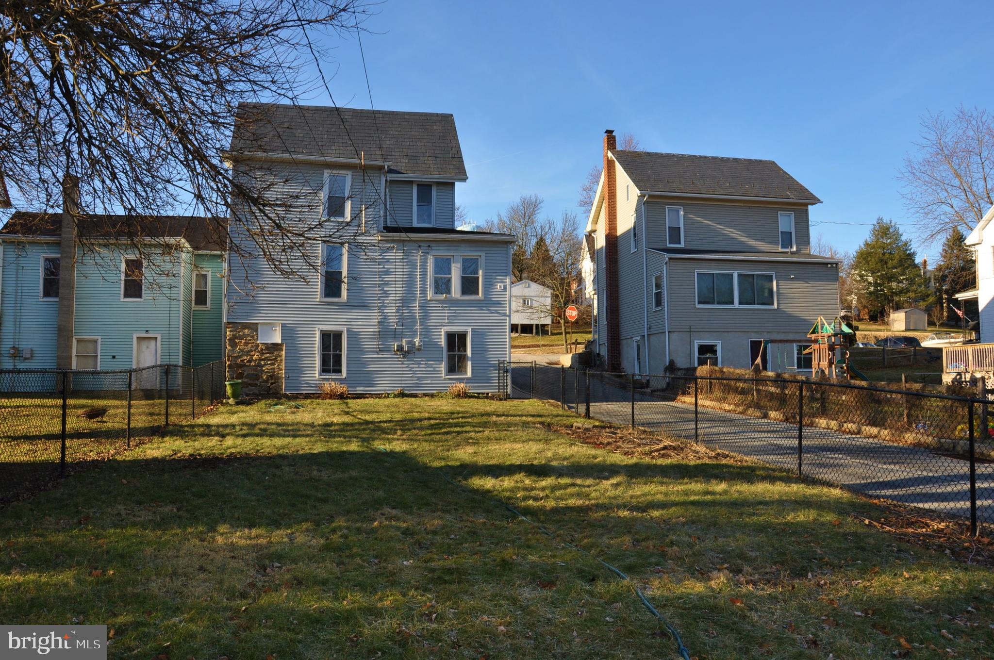 YOE BORO - Residential