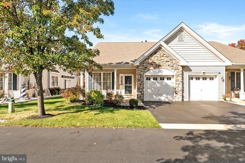 229 MEADOWLARK DRIVE HAMILTON NJ 08690