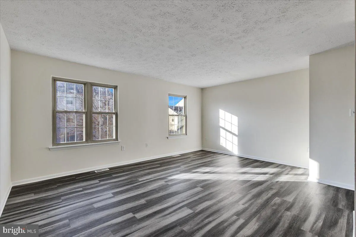 Indian Head, Maryland 20640, United States, 4 Bedrooms Bedrooms, ,3 BathroomsBathrooms,Residential,Contingent,20116