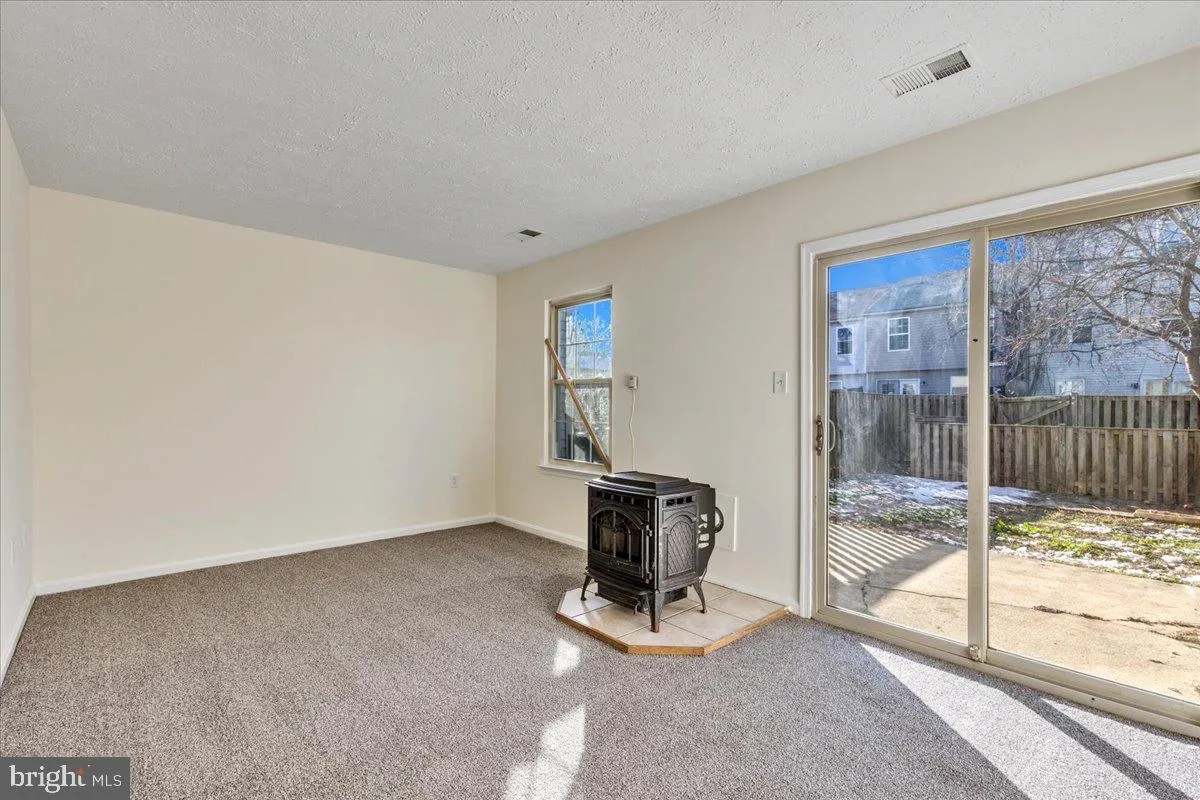 Indian Head, Maryland 20640, United States, 4 Bedrooms Bedrooms, ,3 BathroomsBathrooms,Residential,Contingent,20116