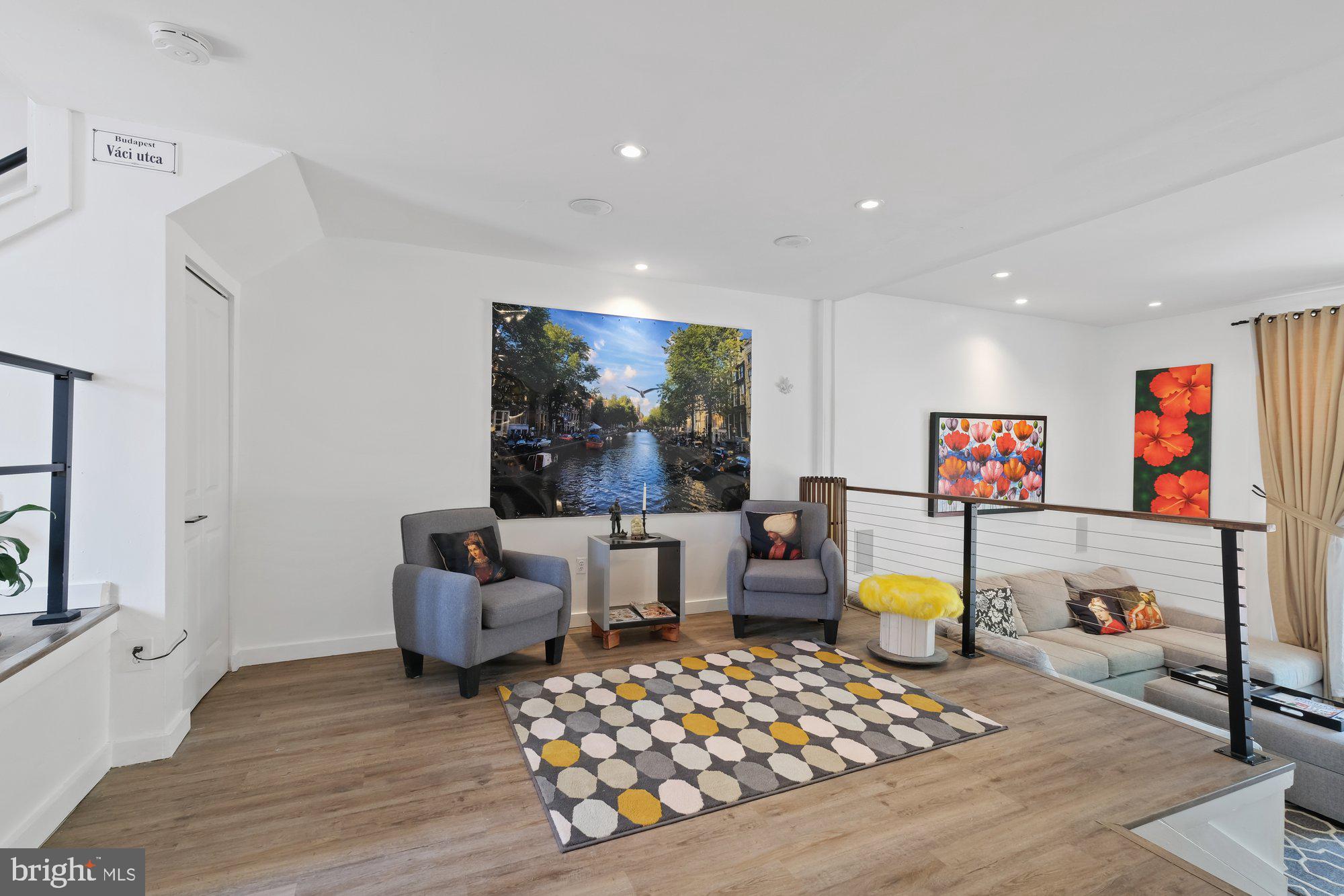 THOMAS CHOICE - Residential