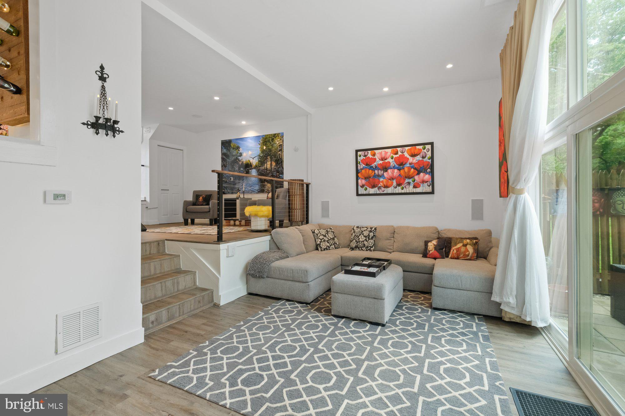 THOMAS CHOICE - Residential