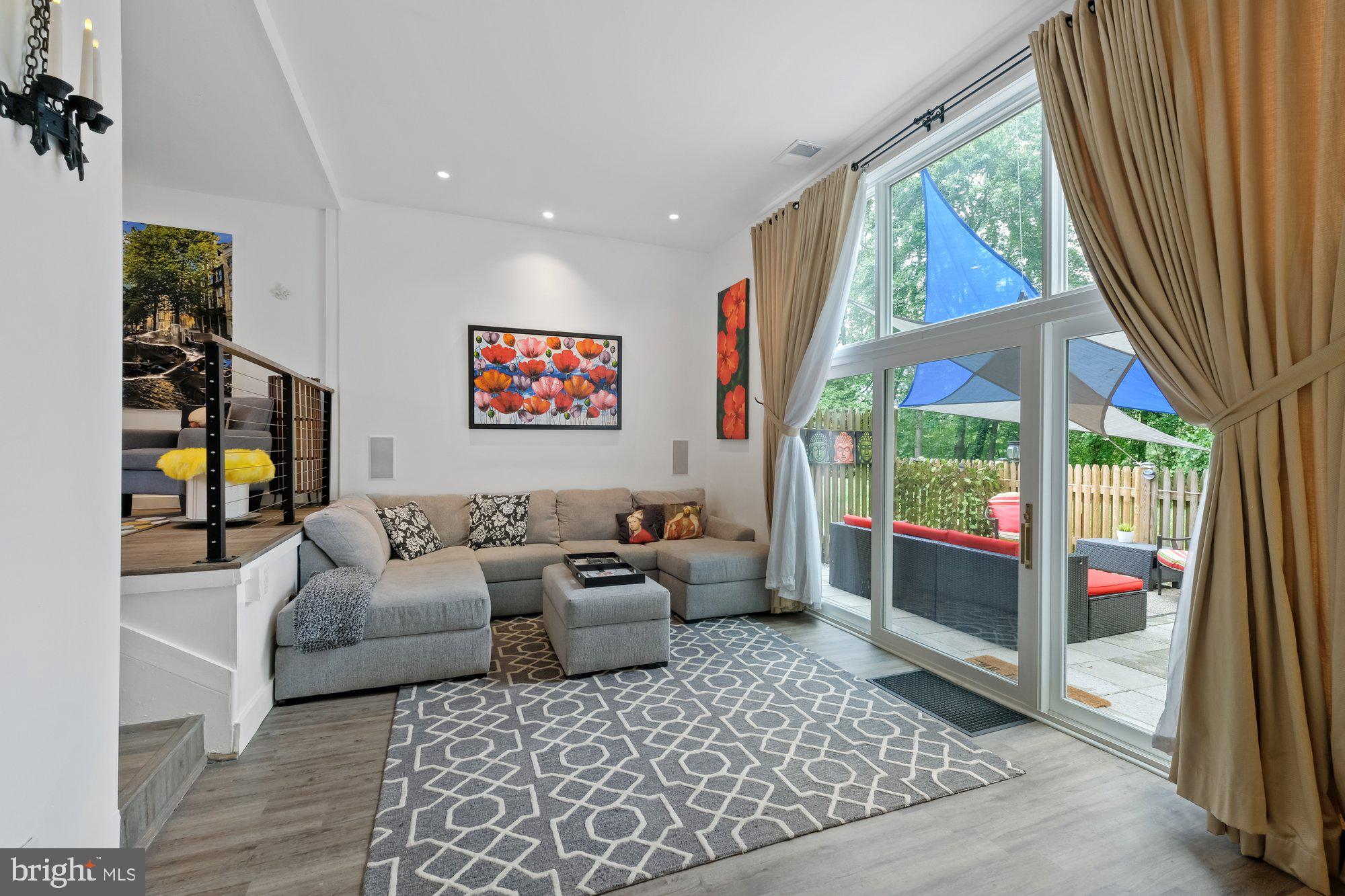 THOMAS CHOICE - Residential