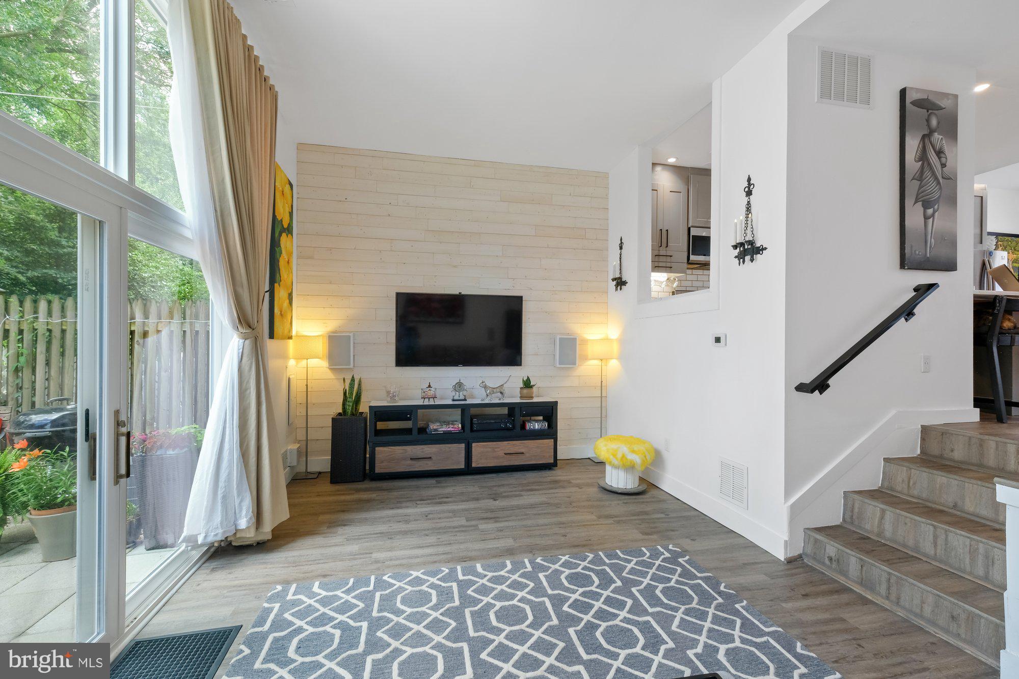 THOMAS CHOICE - Residential