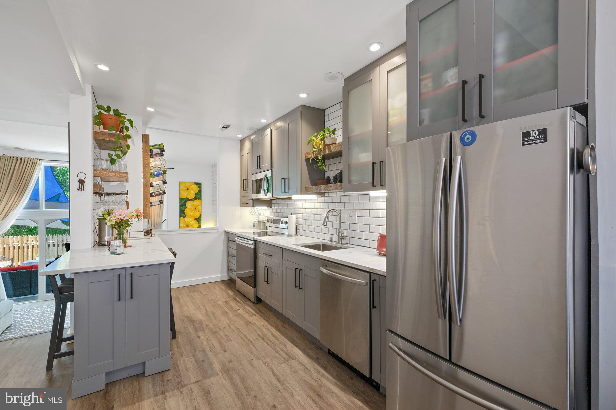 THOMAS CHOICE - Residential