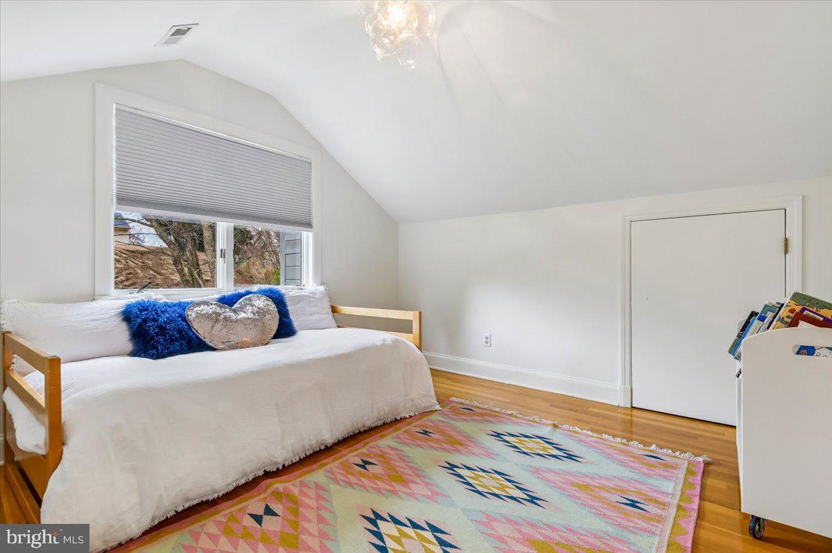 RUXTON - Residential