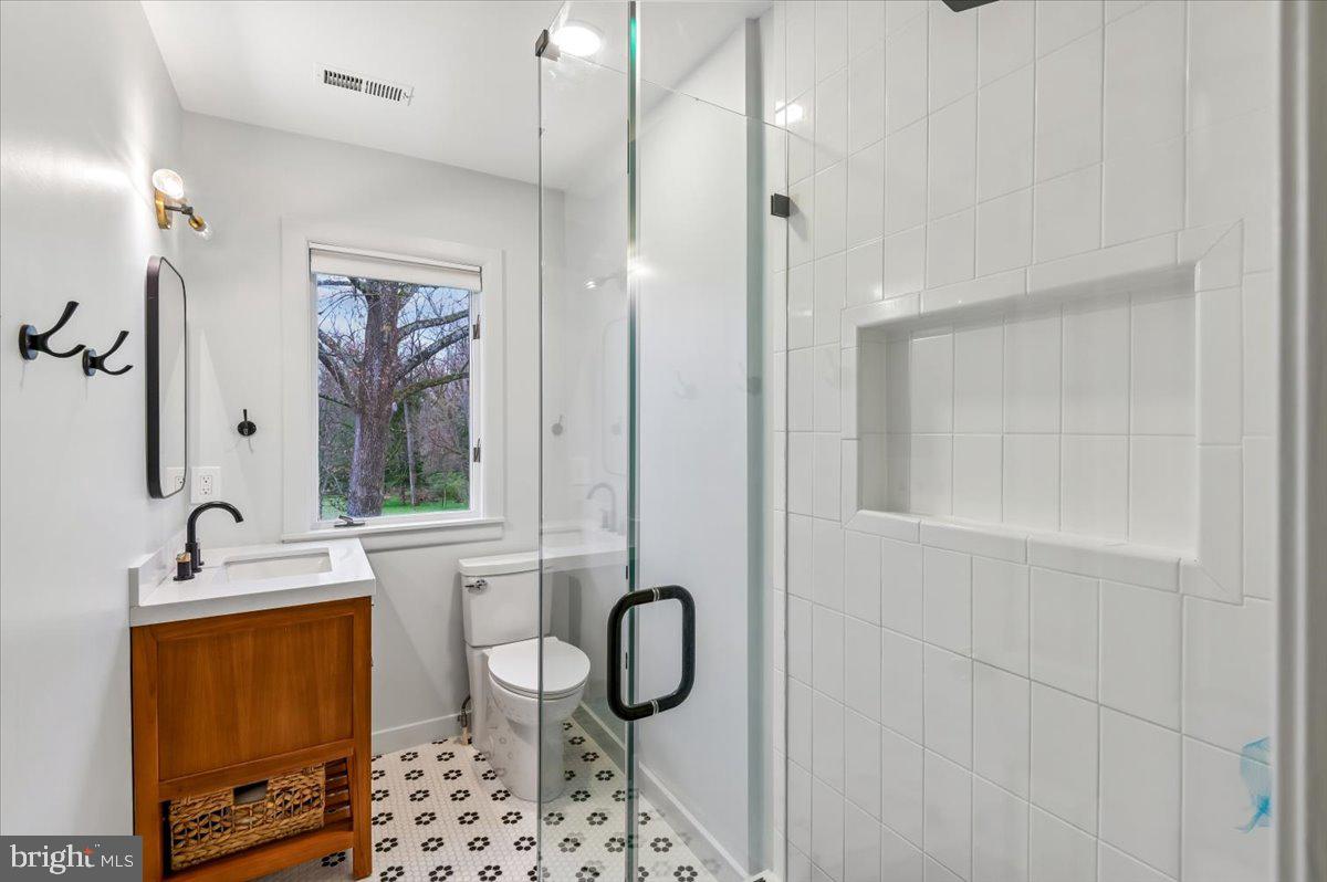 RUXTON - Residential