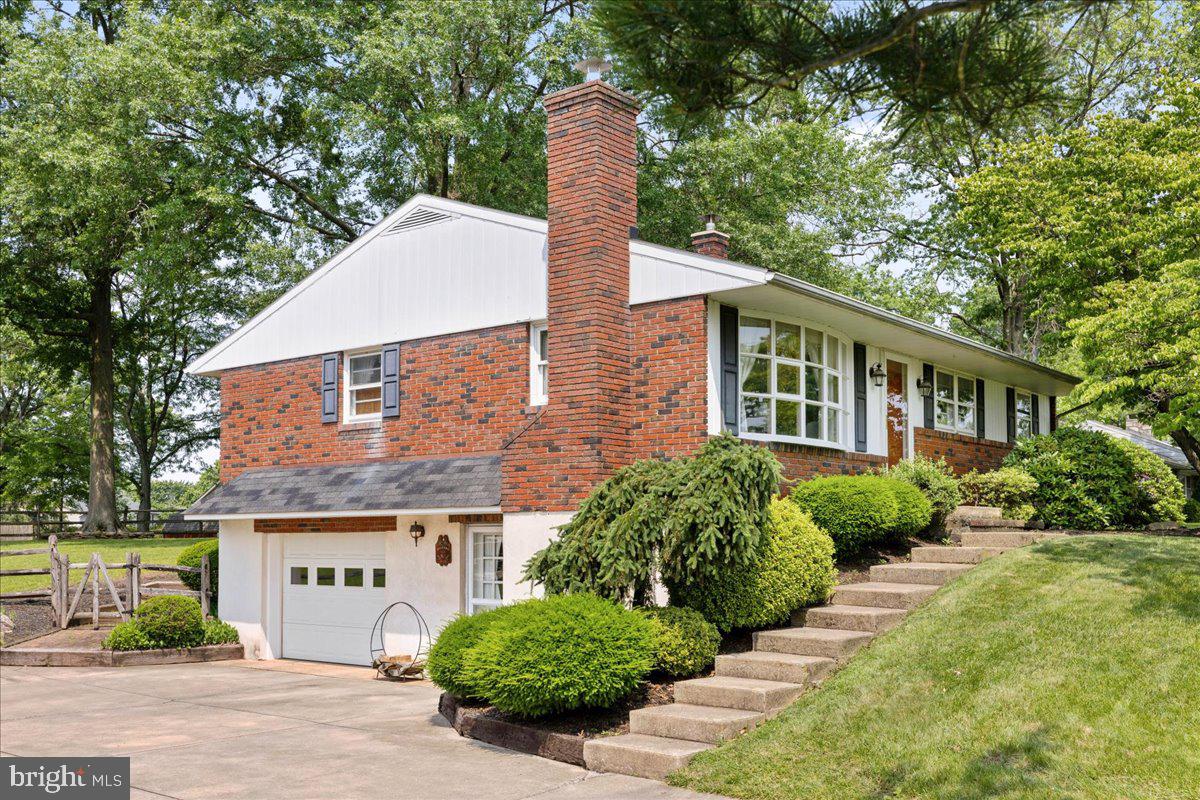 1546 SWAMP PIKE