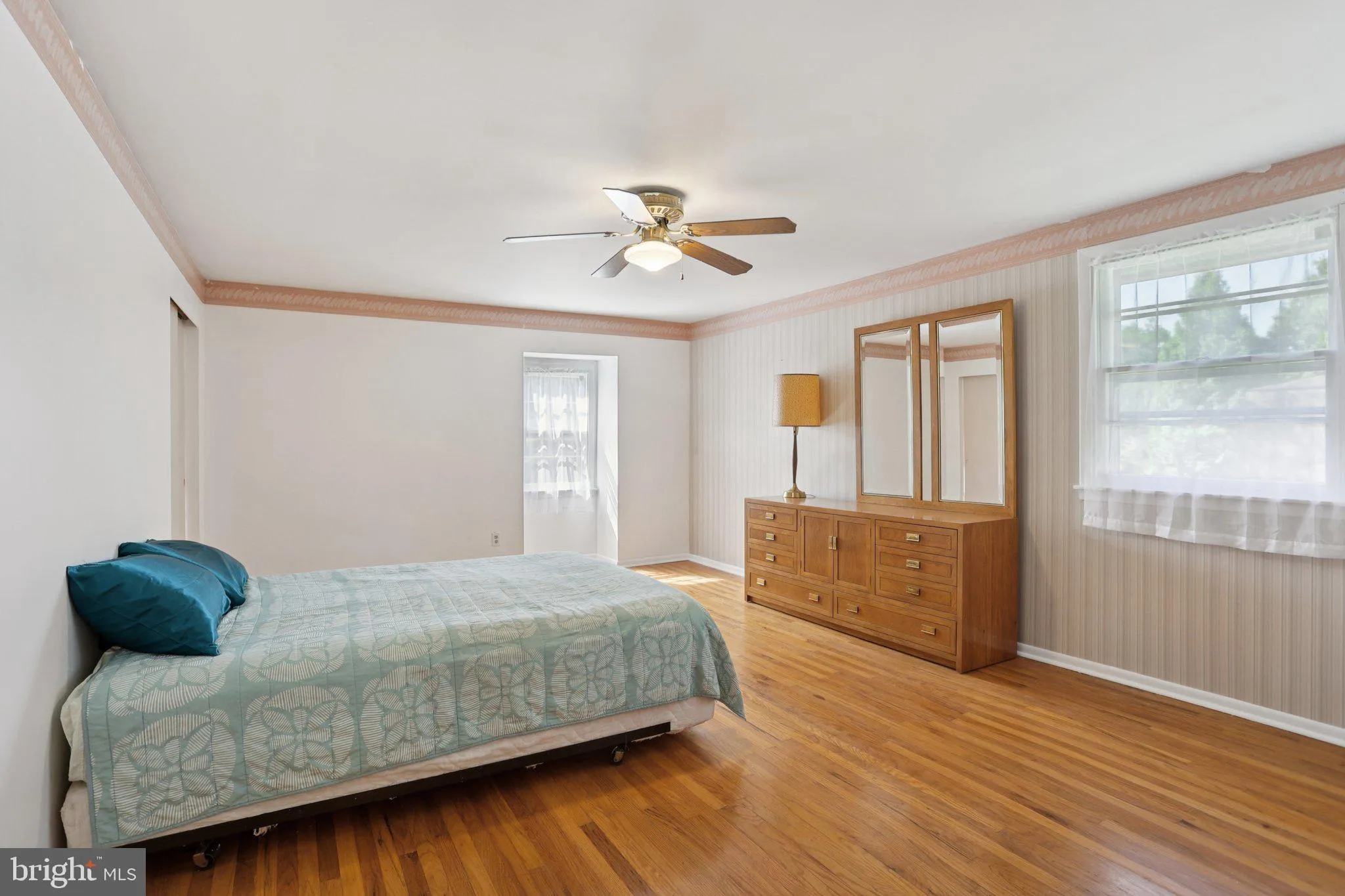 Warrington, Pennsylvania 18976, United States, 4 Bedrooms Bedrooms, ,3 BathroomsBathrooms,Residential,Pending,161153