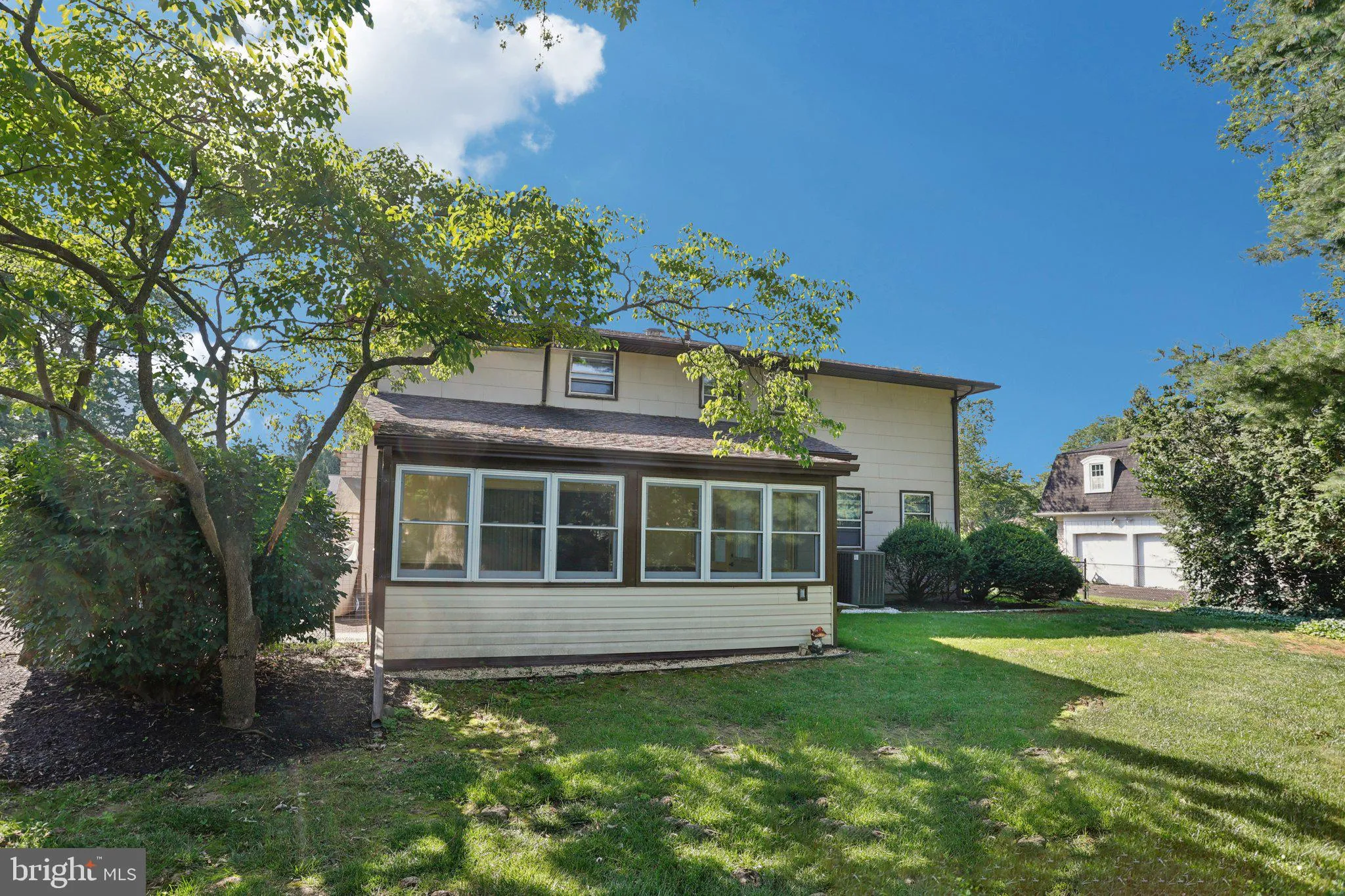 Warrington, Pennsylvania 18976, United States, 4 Bedrooms Bedrooms, ,3 BathroomsBathrooms,Residential,Pending,161153