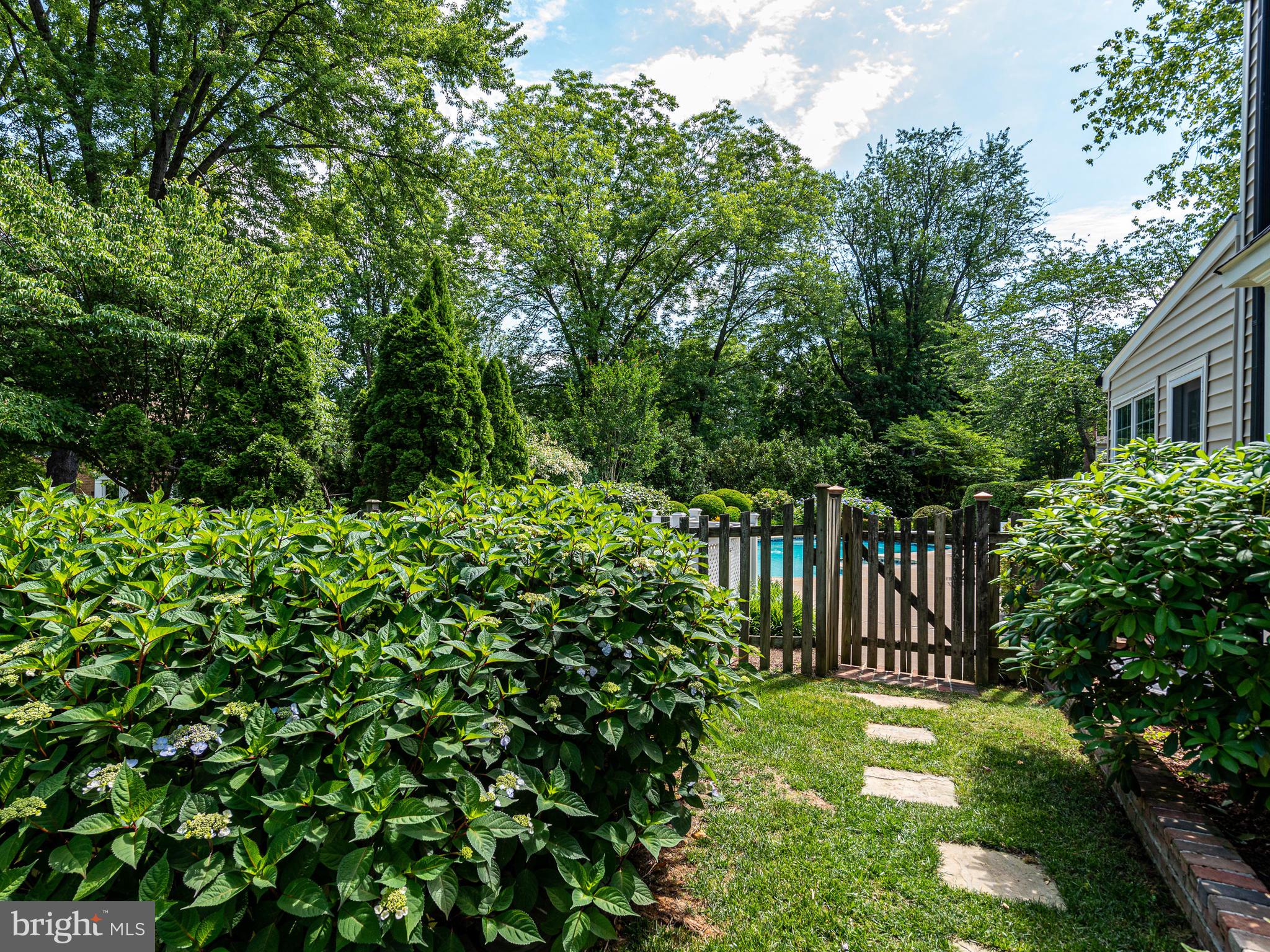 FOXVALE FARM - Residential Lease