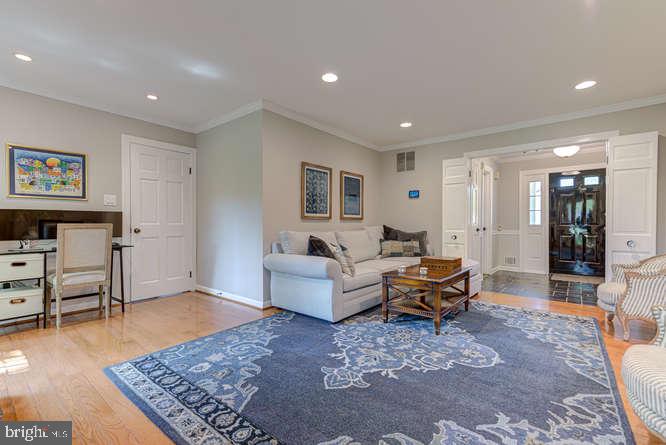 FOXVALE FARM - Residential Lease