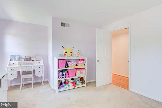 FOXVALE FARM - Residential Lease