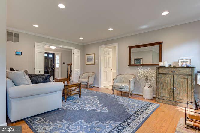 FOXVALE FARM - Residential Lease