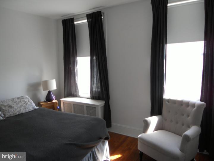 EAST FALLS - Residential Lease