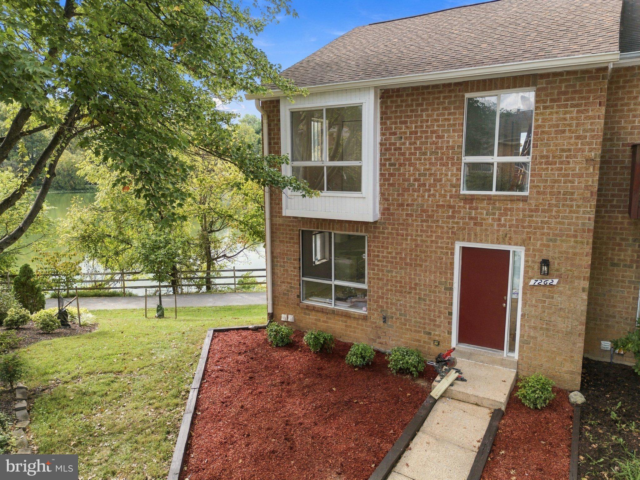 7262 DOCKSIDE LANE