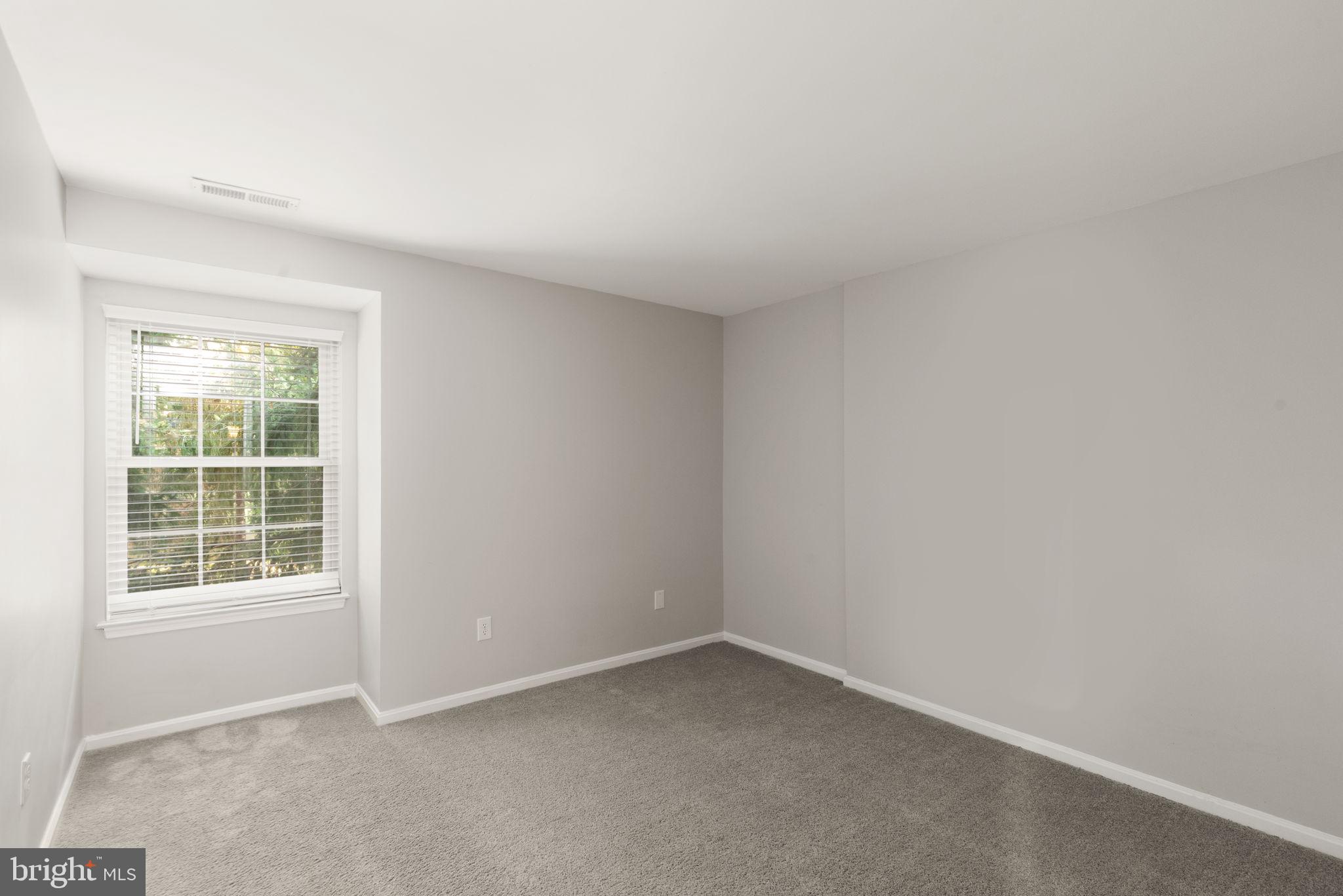 THE POINTE - Residential Lease