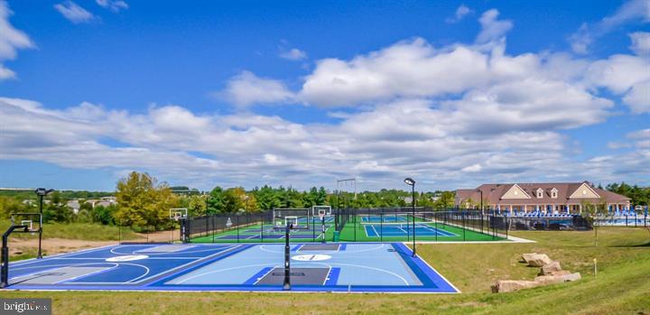 BLUE BELL CC - Residential Lease