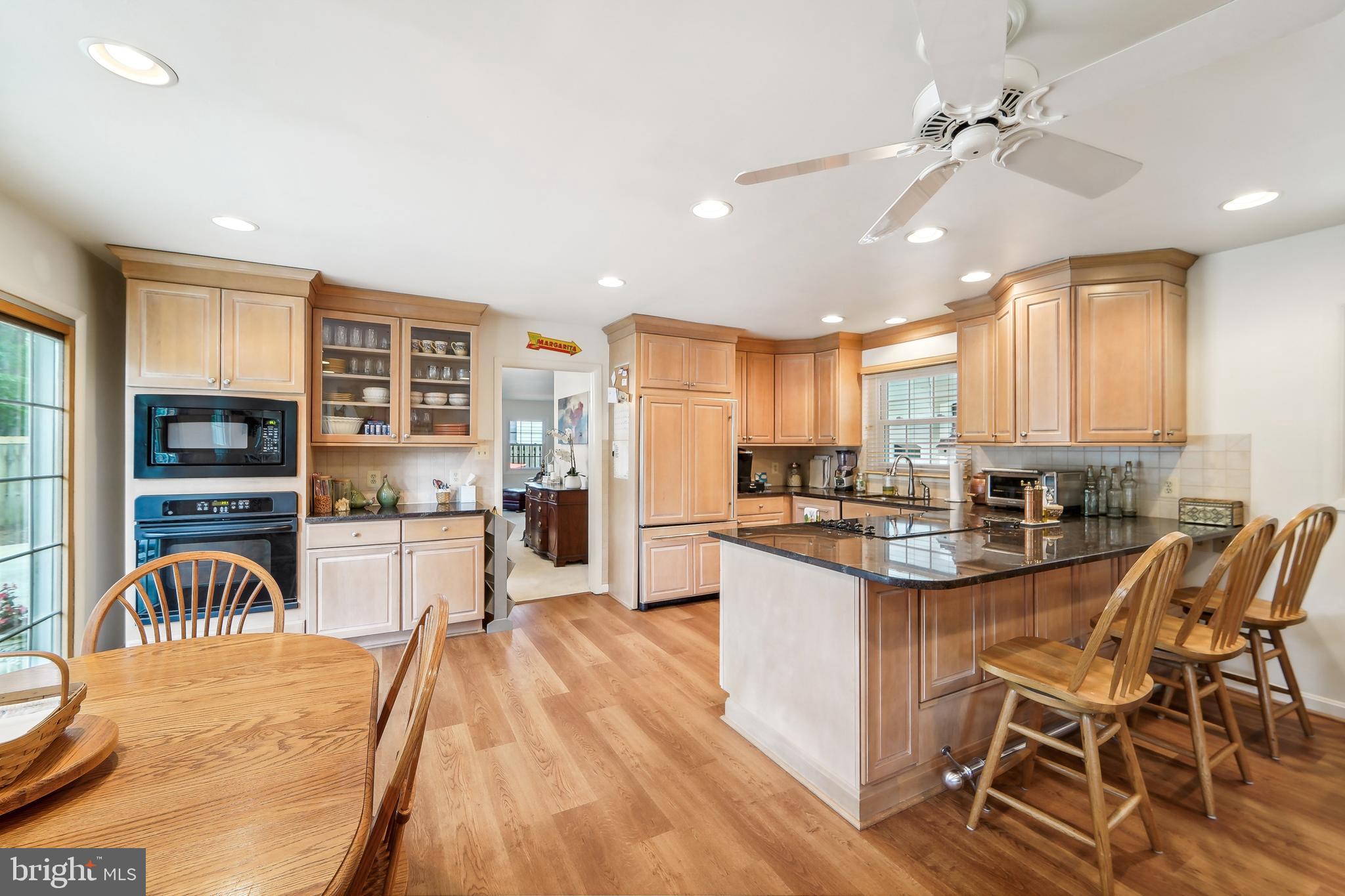 CROFTON TOWNE/PARK - Residential