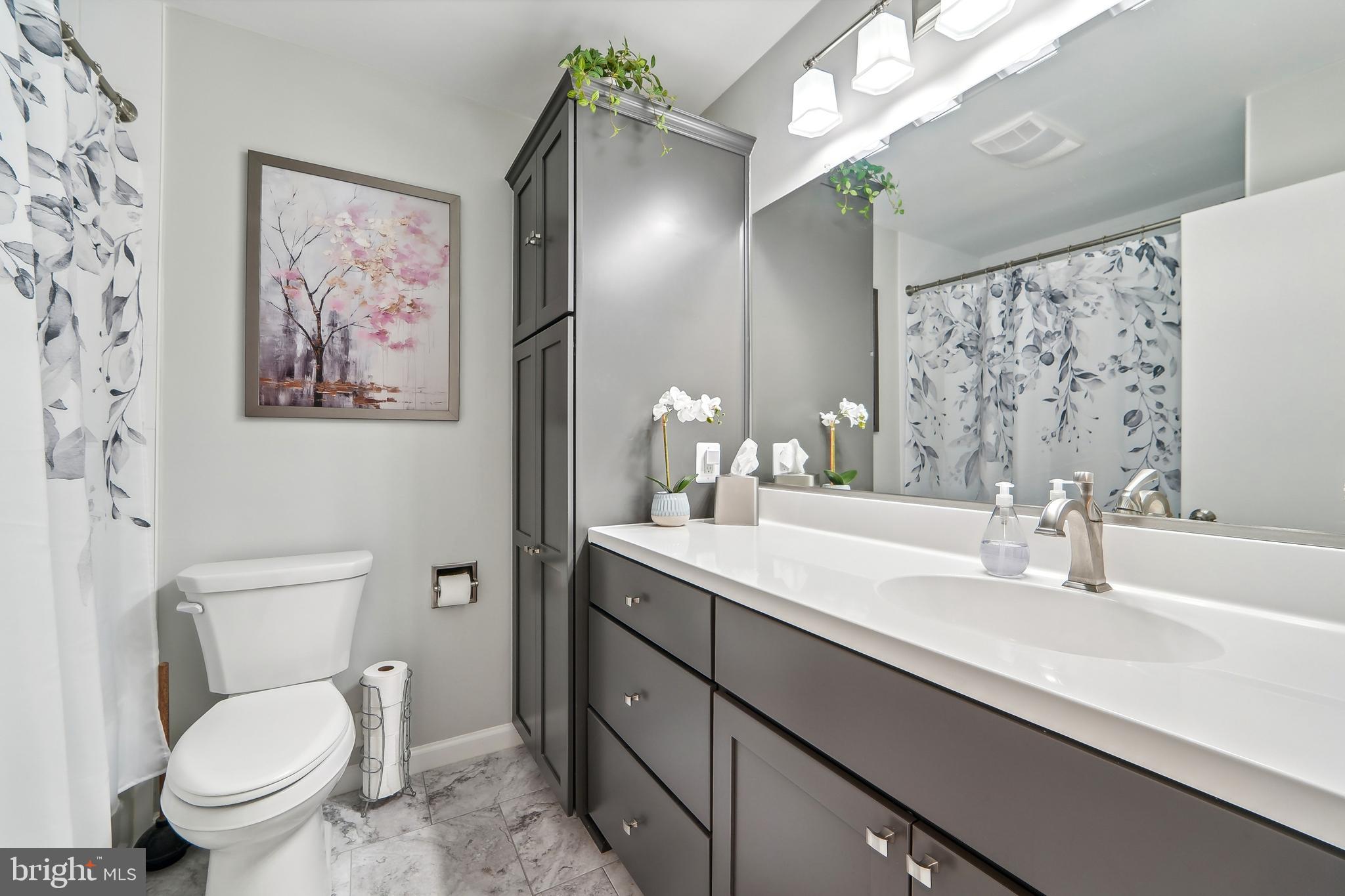 CROFTON TOWNE/PARK - Residential