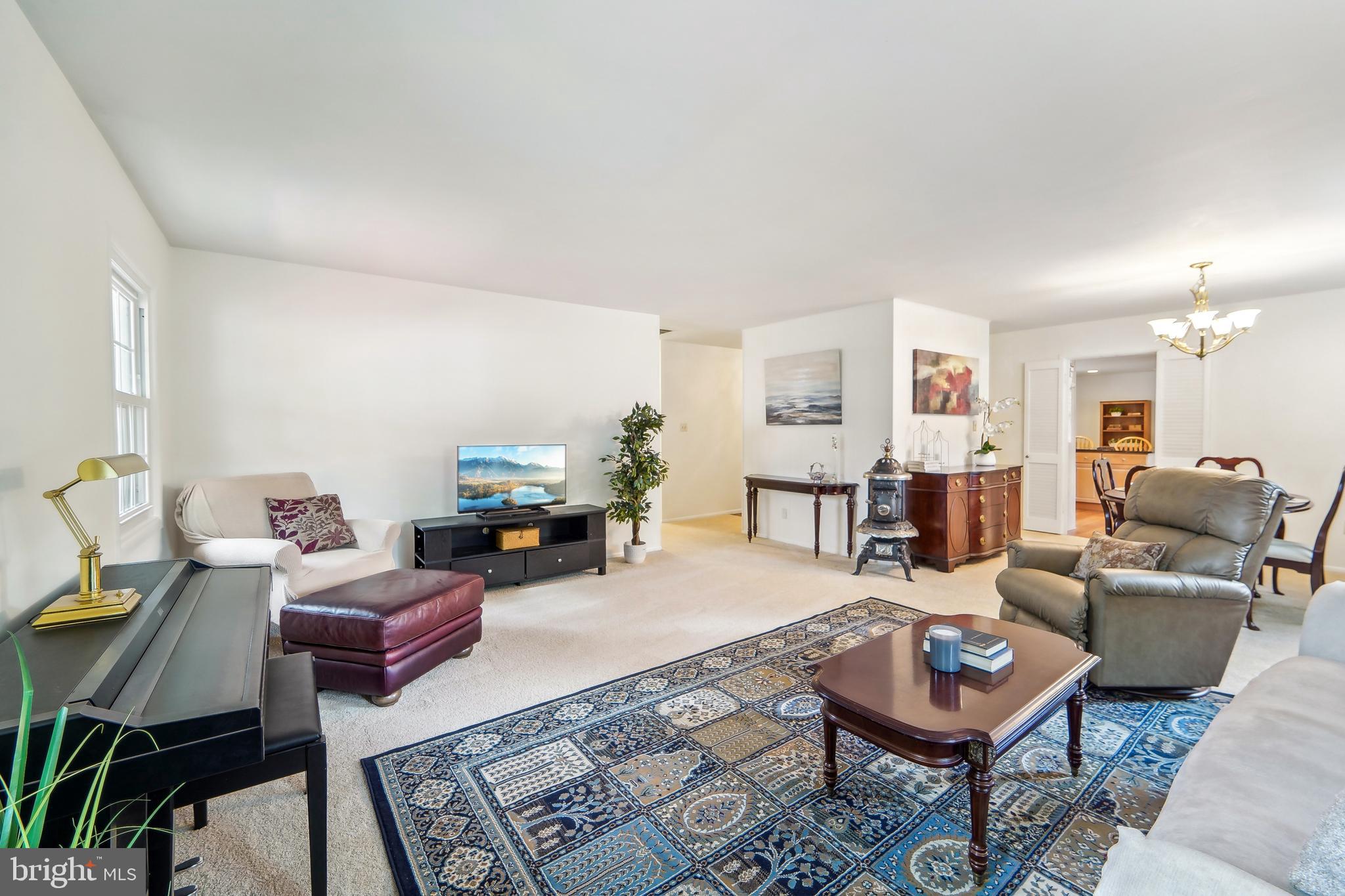 CROFTON TOWNE/PARK - Residential