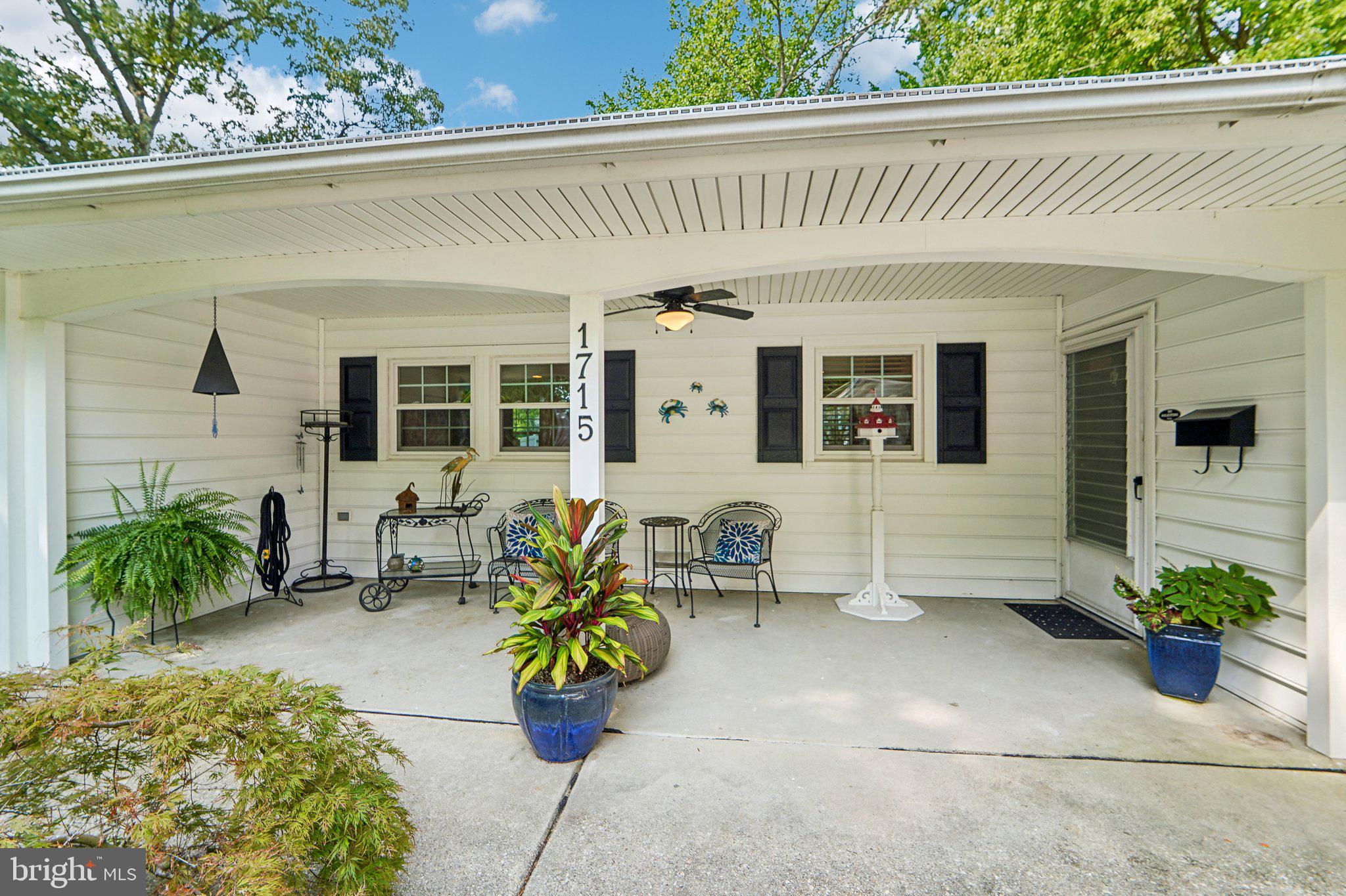 CROFTON TOWNE/PARK - Residential