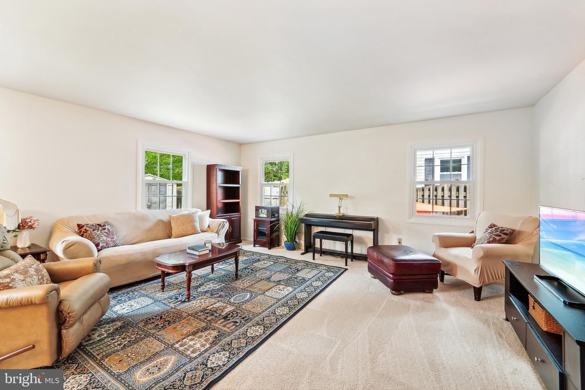 CROFTON TOWNE/PARK - Residential