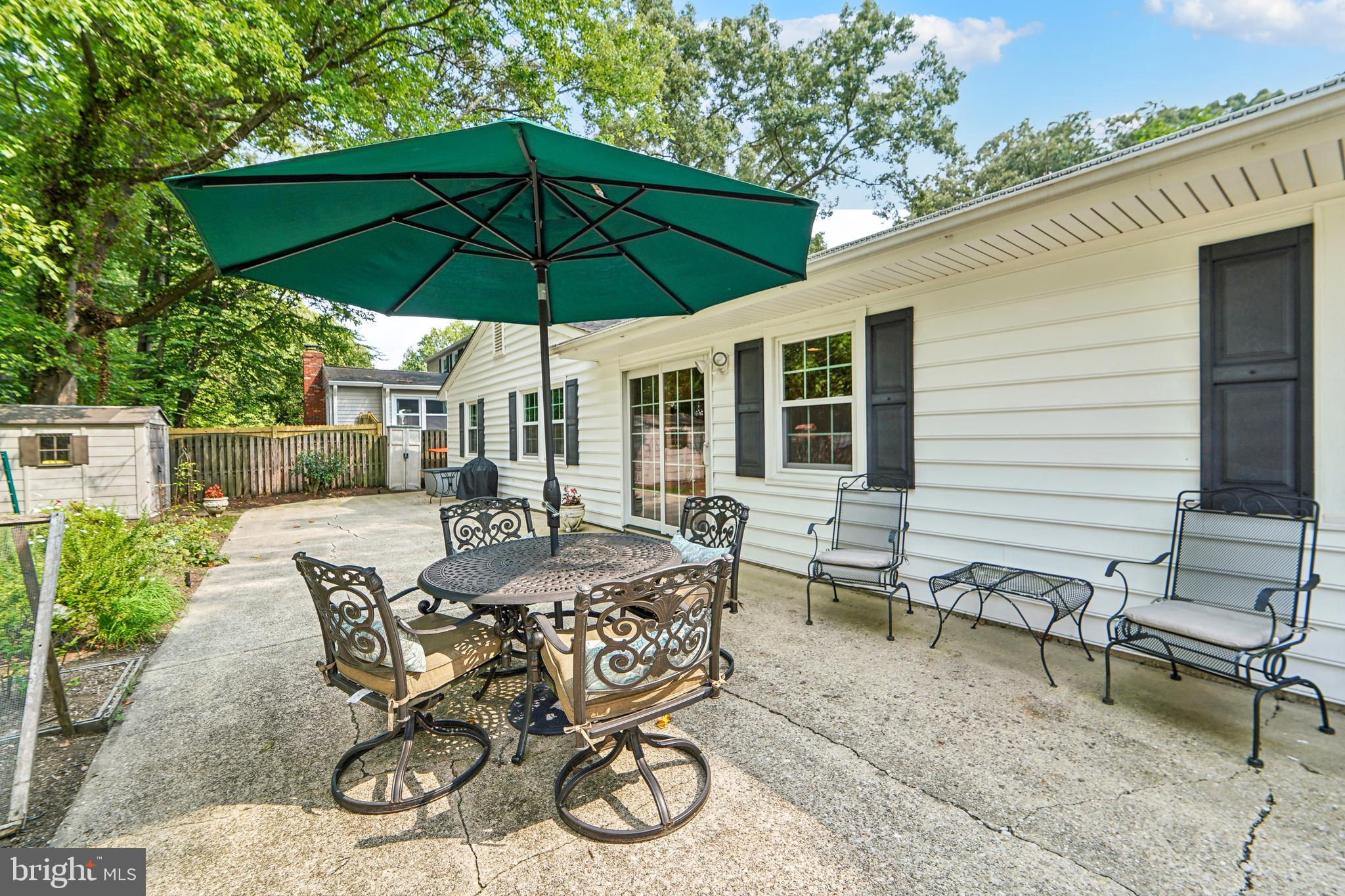 CROFTON TOWNE/PARK - Residential