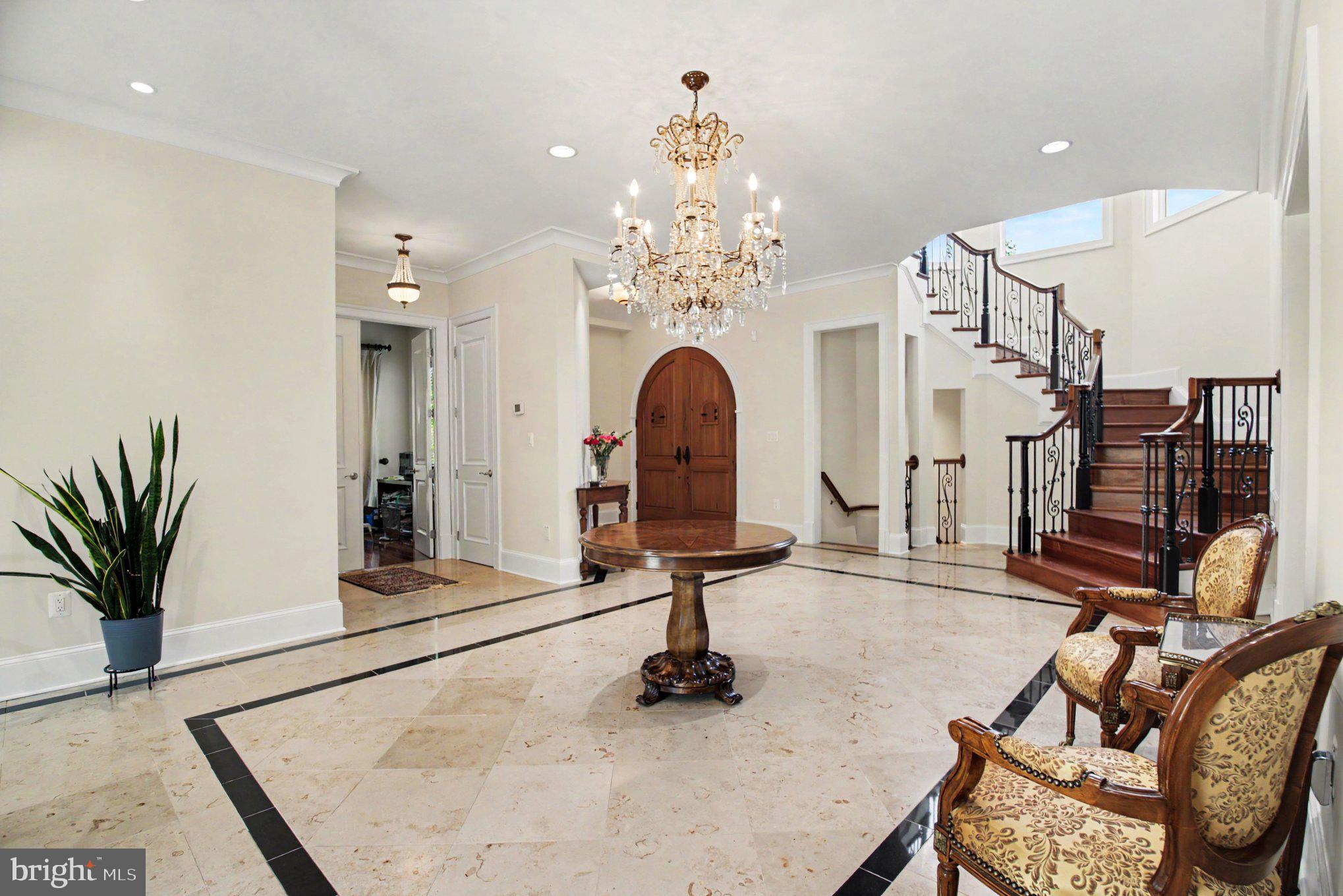 5985 SAINT CATHERINES LANE