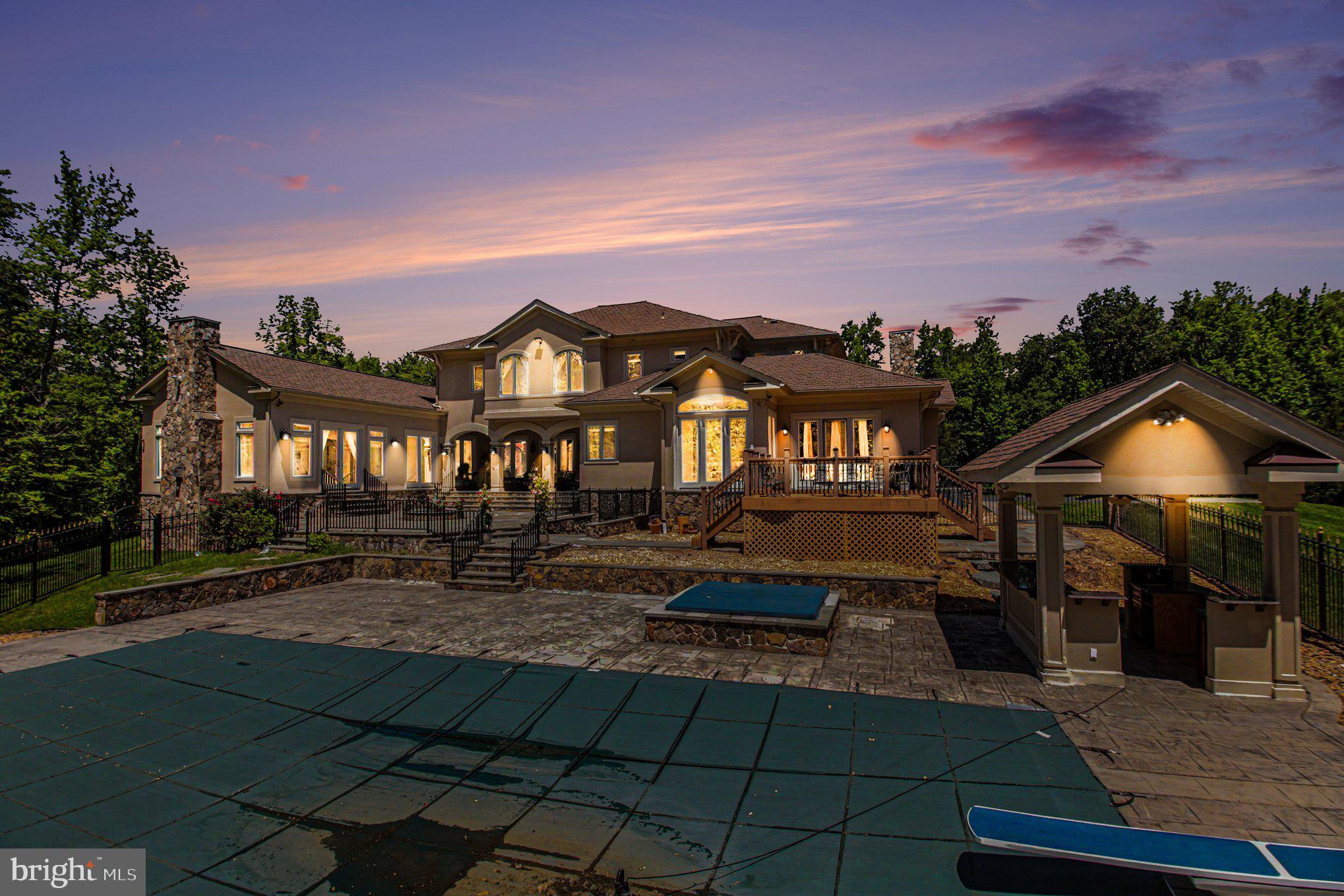 5985 SAINT CATHERINES LANE