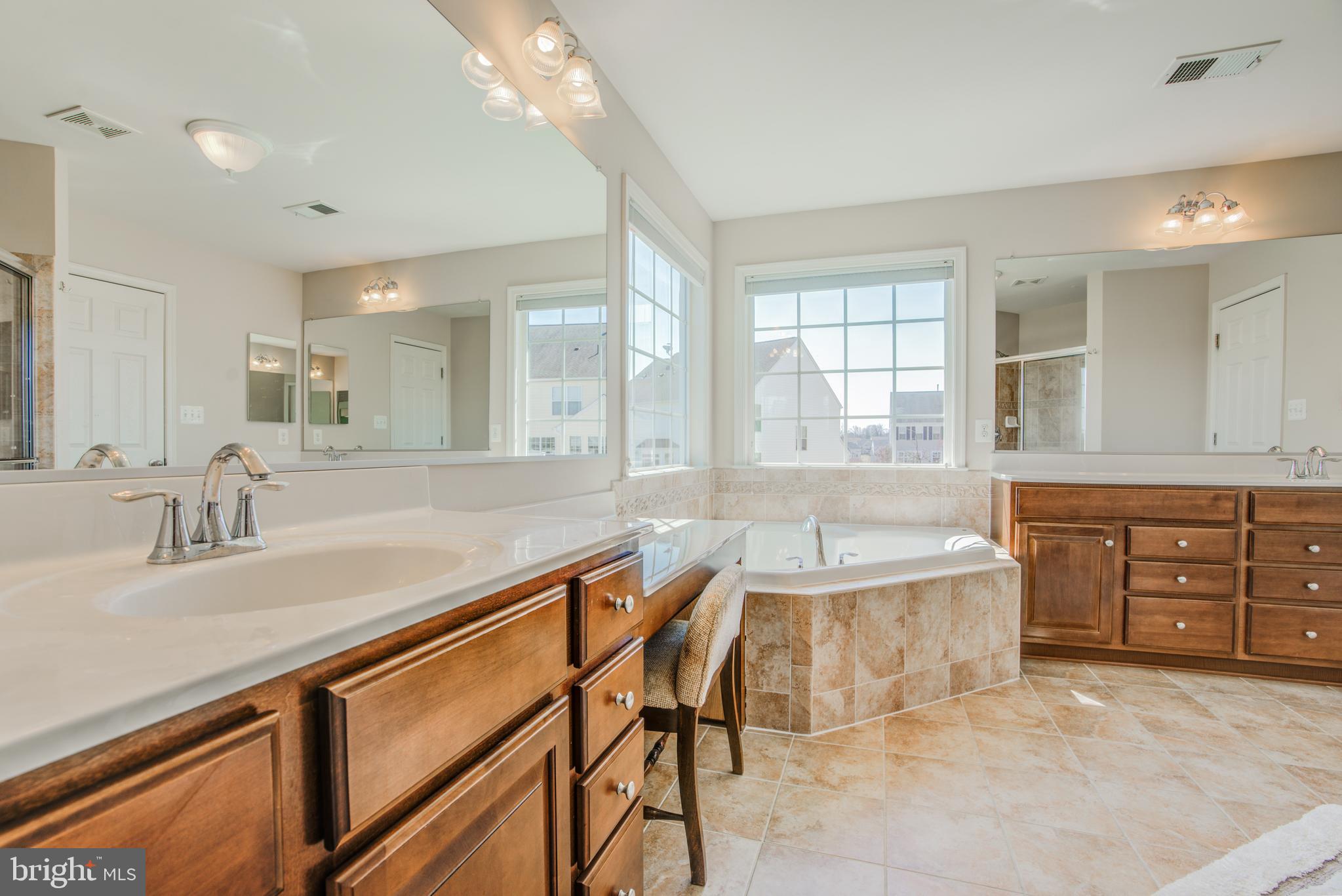 BONNIE VIEW - Residential