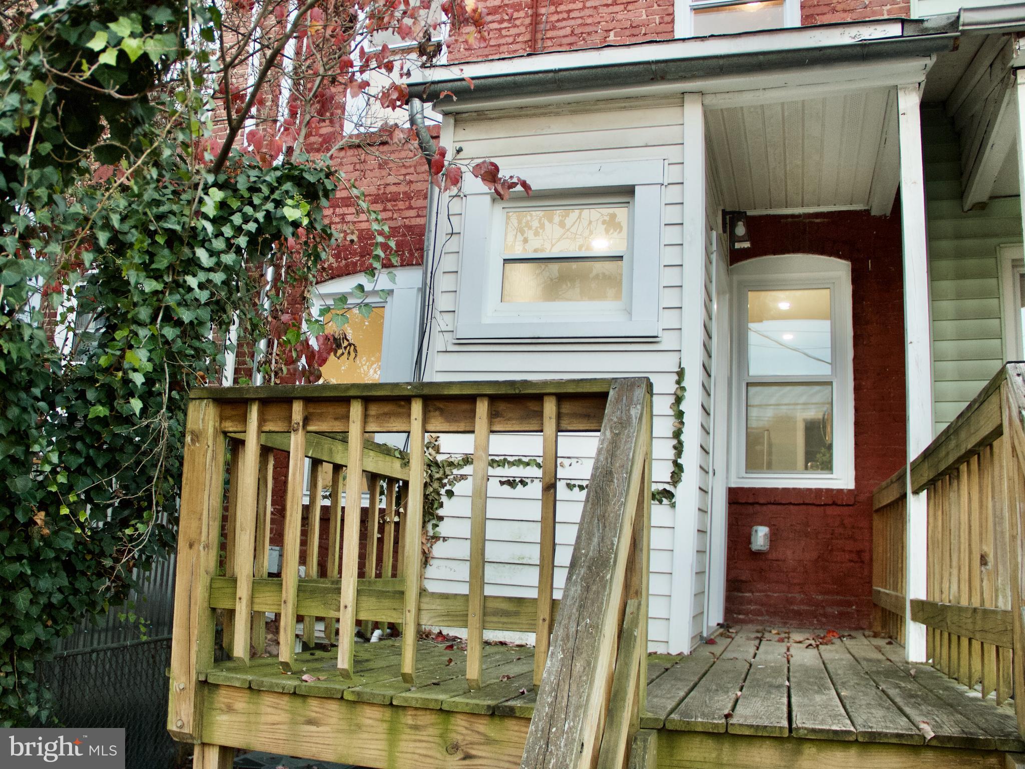 MEDFIELD - Residential