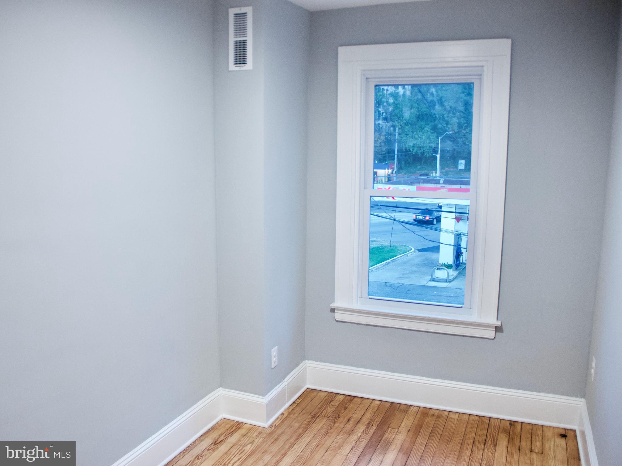 MEDFIELD - Residential