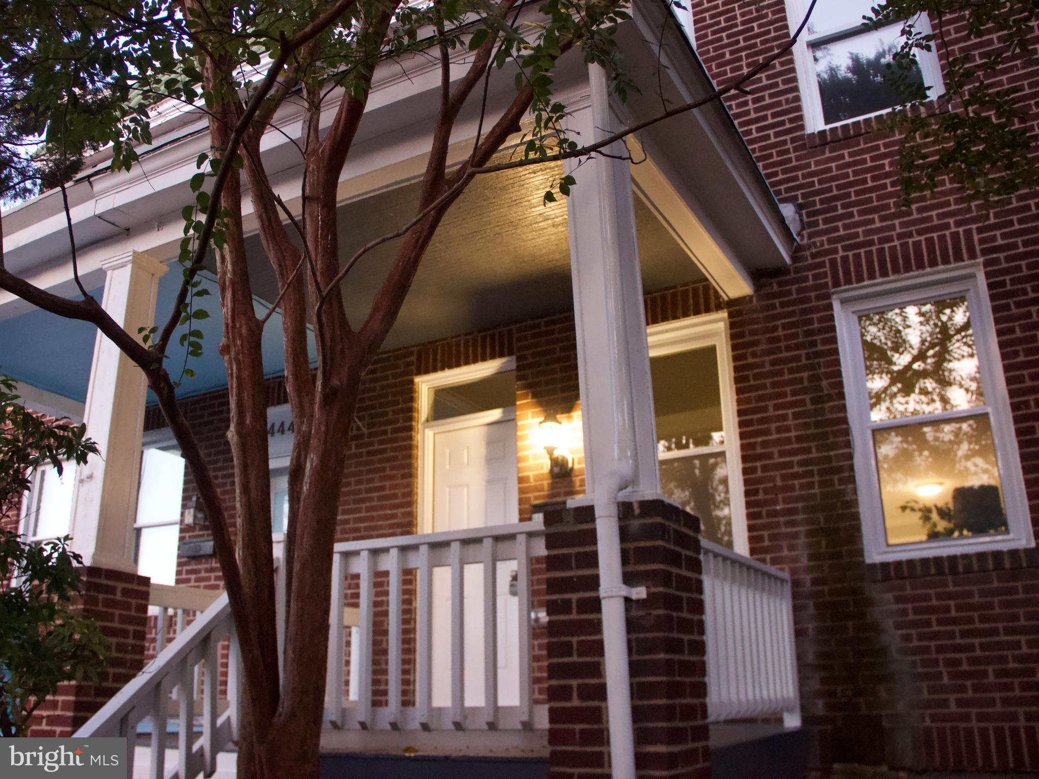 MEDFIELD - Residential