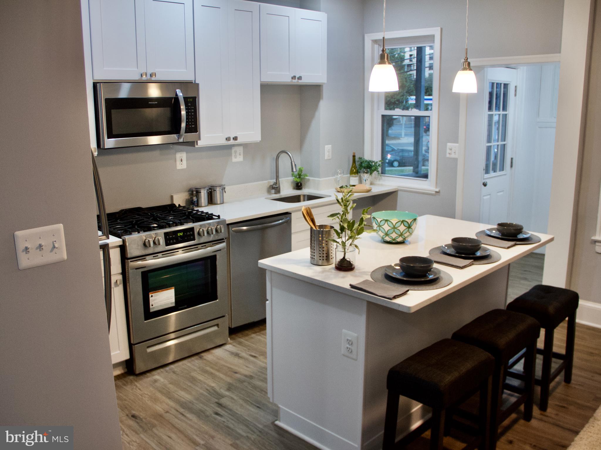 MEDFIELD - Residential